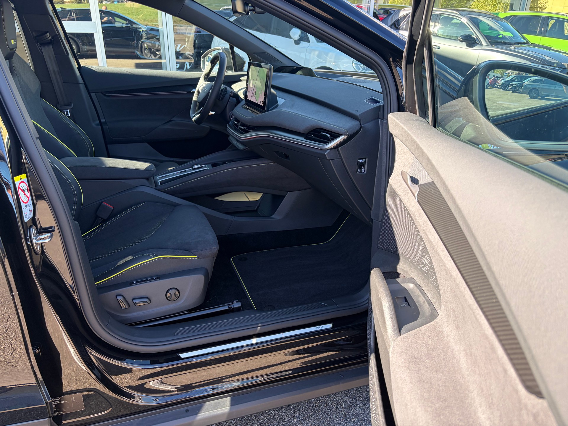 SKODA Elroq RS 4x4-image-24