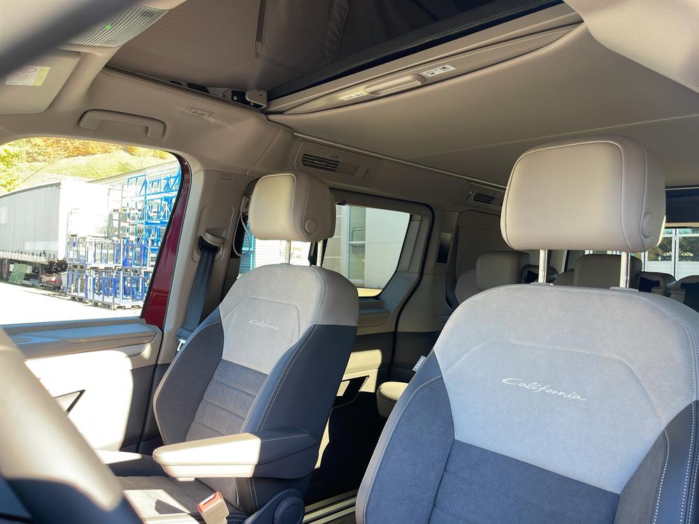 VW California 2.0 TSI Beach Tour-image-10