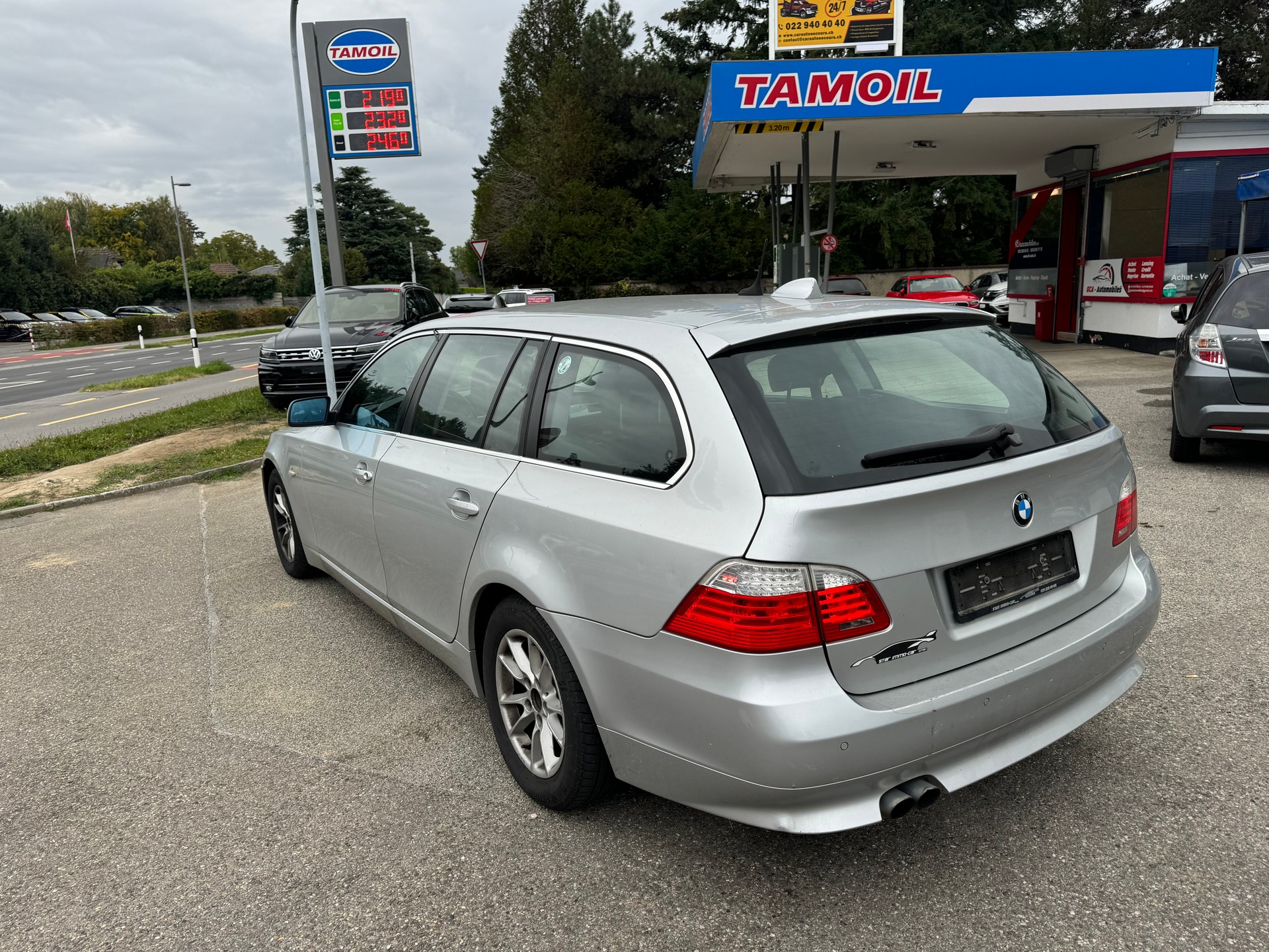 BMW 525xi Touring Steptronic-image-6