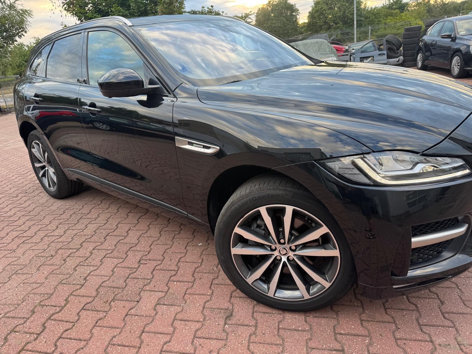 JAGUAR 3.0 V6 D R-Sport AWD-image-1