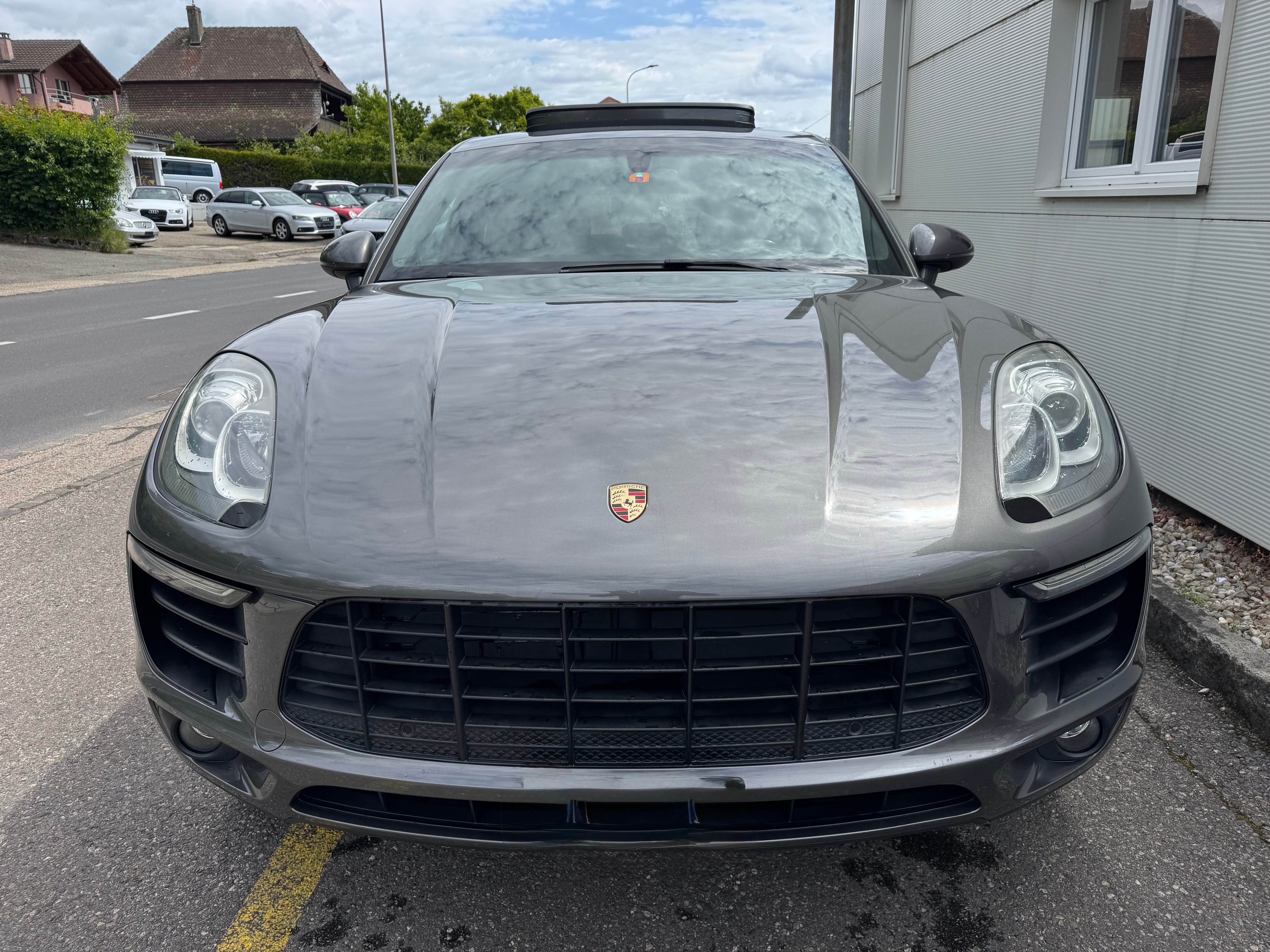Car photo