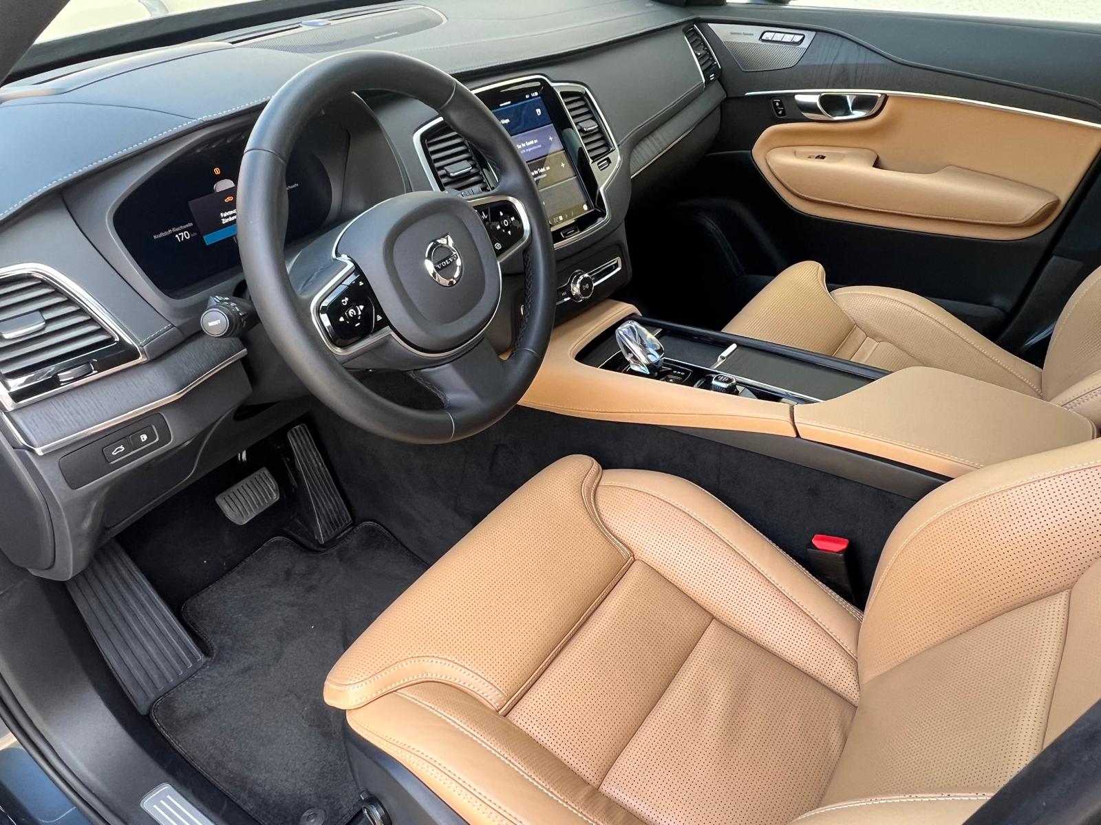 VOLVO XC90 T8 eAWD PluginHybrid Ultra Dark Geartronic-image-1