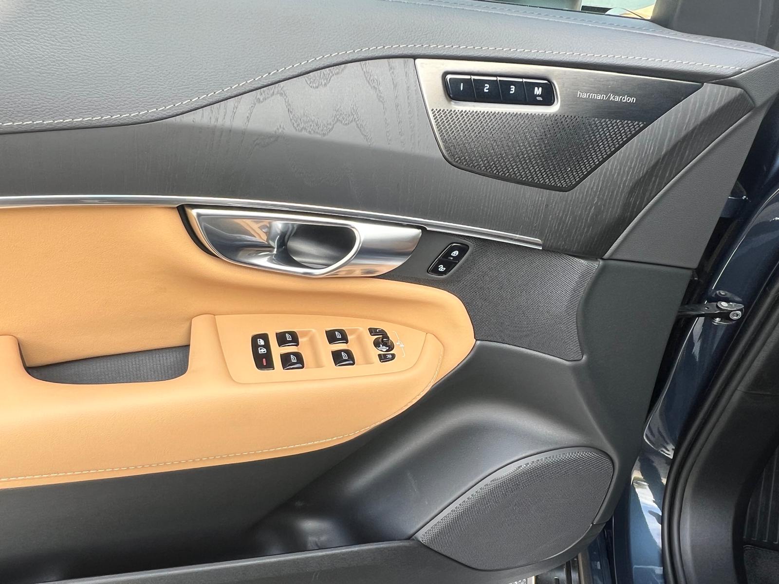 VOLVO XC90 T8 eAWD PluginHybrid Ultra Dark Geartronic-image-7
