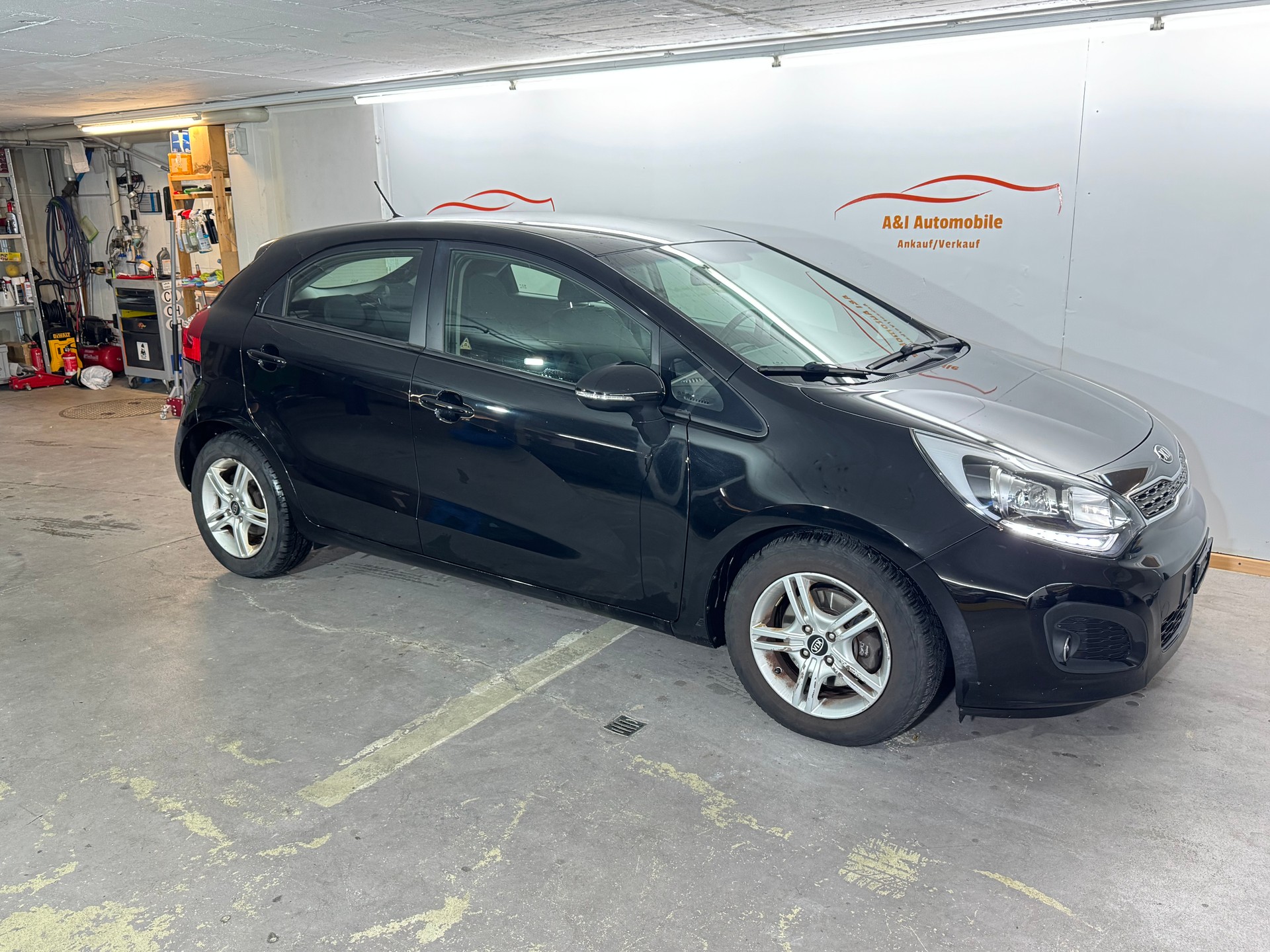 KIA Rio 1.4 CVVT Style Automatic-image-1
