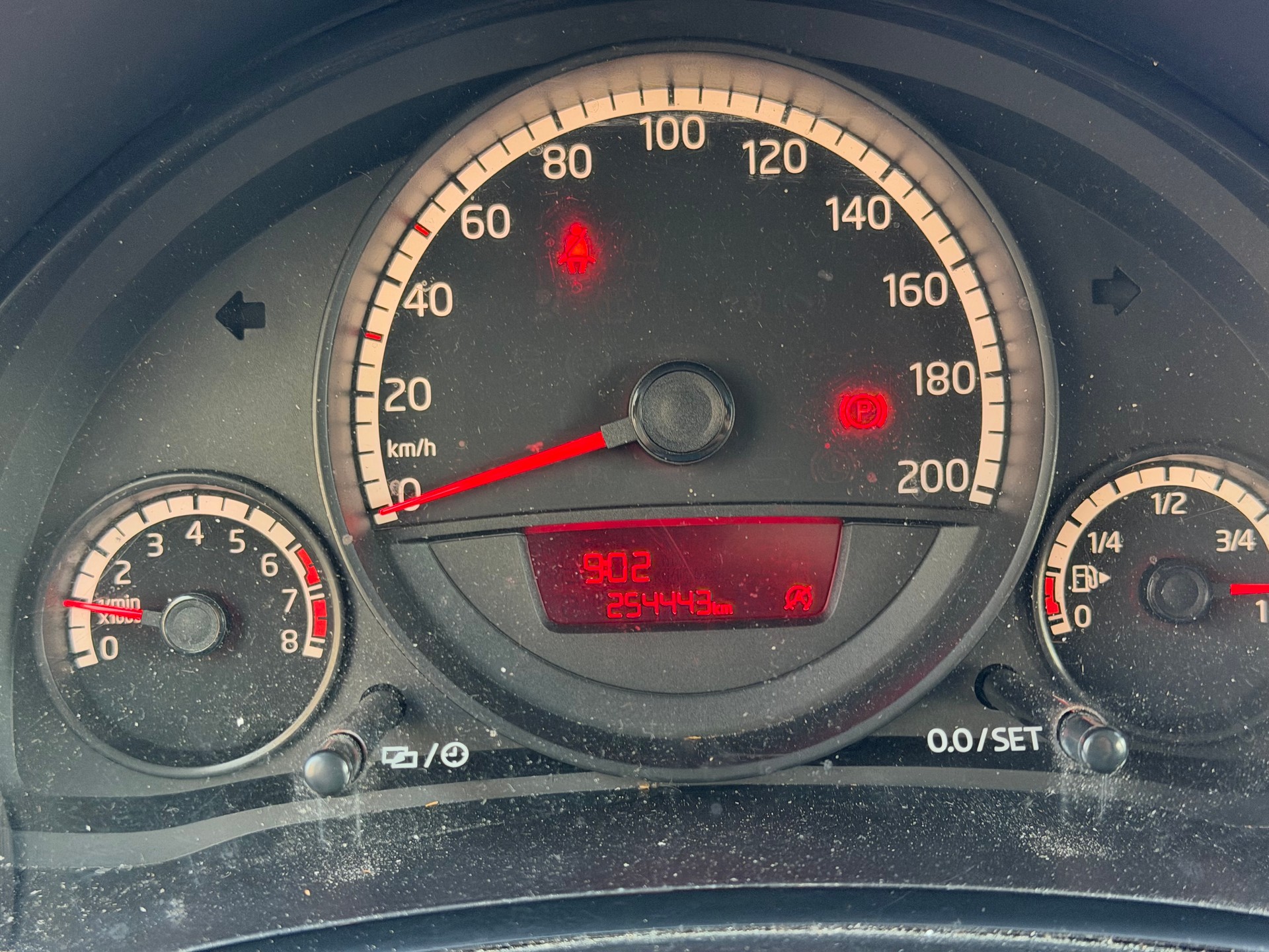VW Up 1.0 BMT cup up-image-8