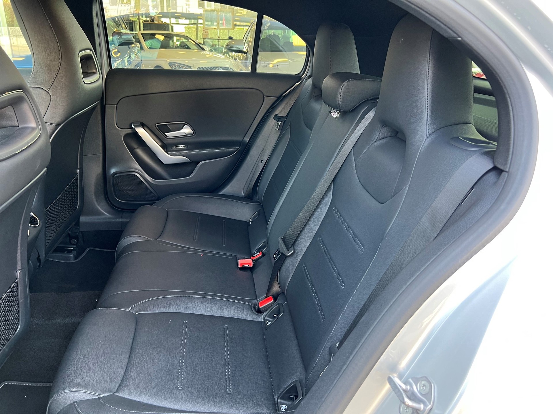 MERCEDES-BENZ A 180 Progressive-image-8