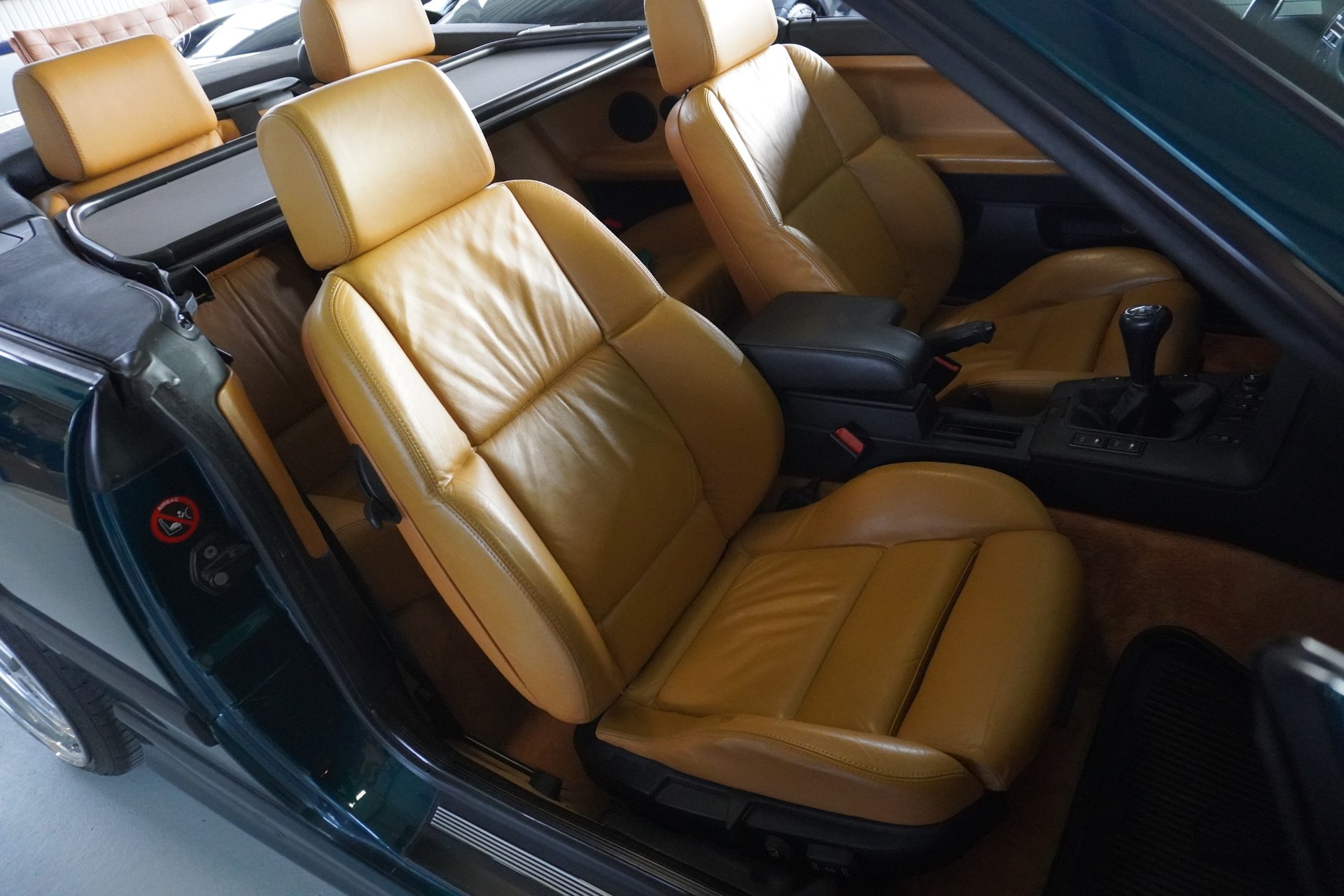 BMW M3 Cabrio-image-5