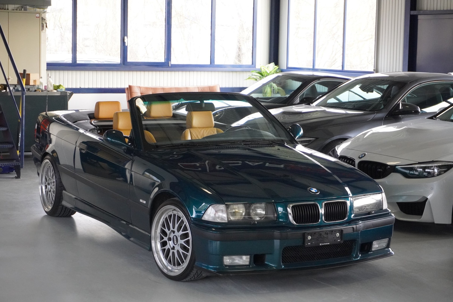 BMW M3 Cabrio-image-10