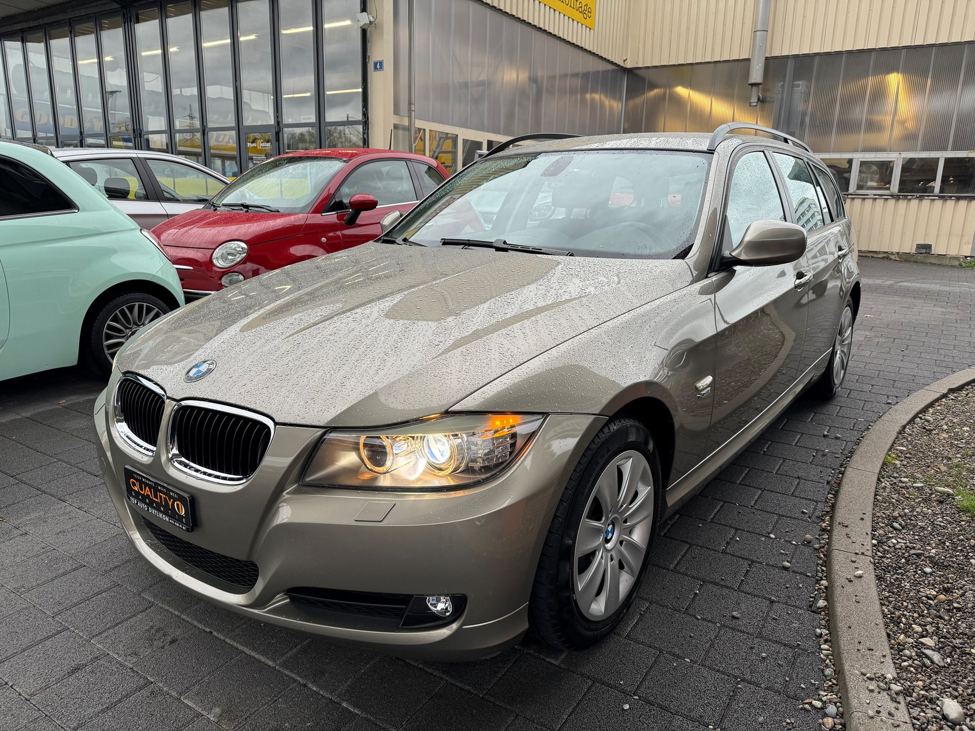 BMW 320d xDrive Touring Steptronic-image-3