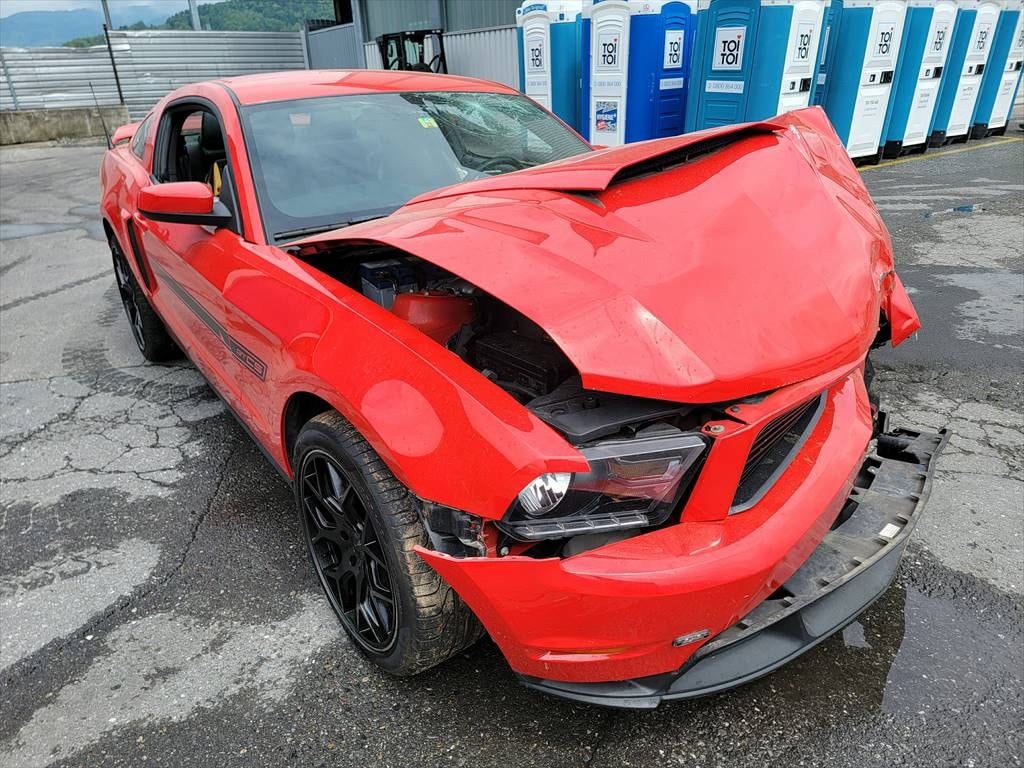 FORD Mustang Coupé 5.0 V8-image-6
