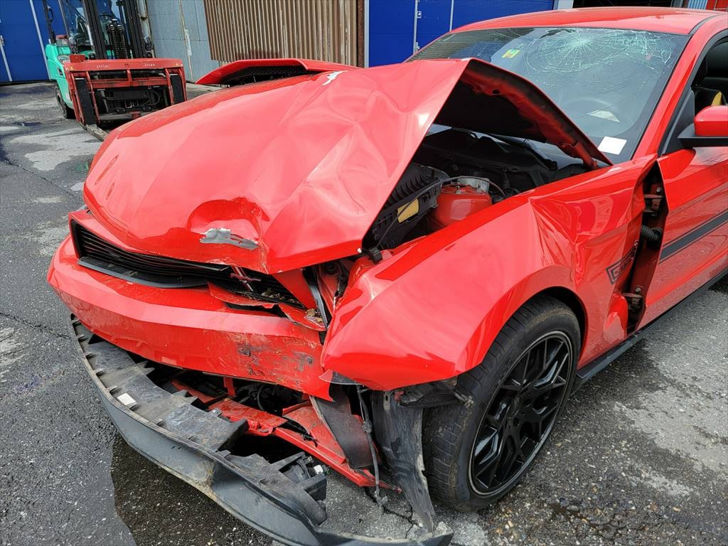 FORD Mustang Coupé 5.0 V8-image-14