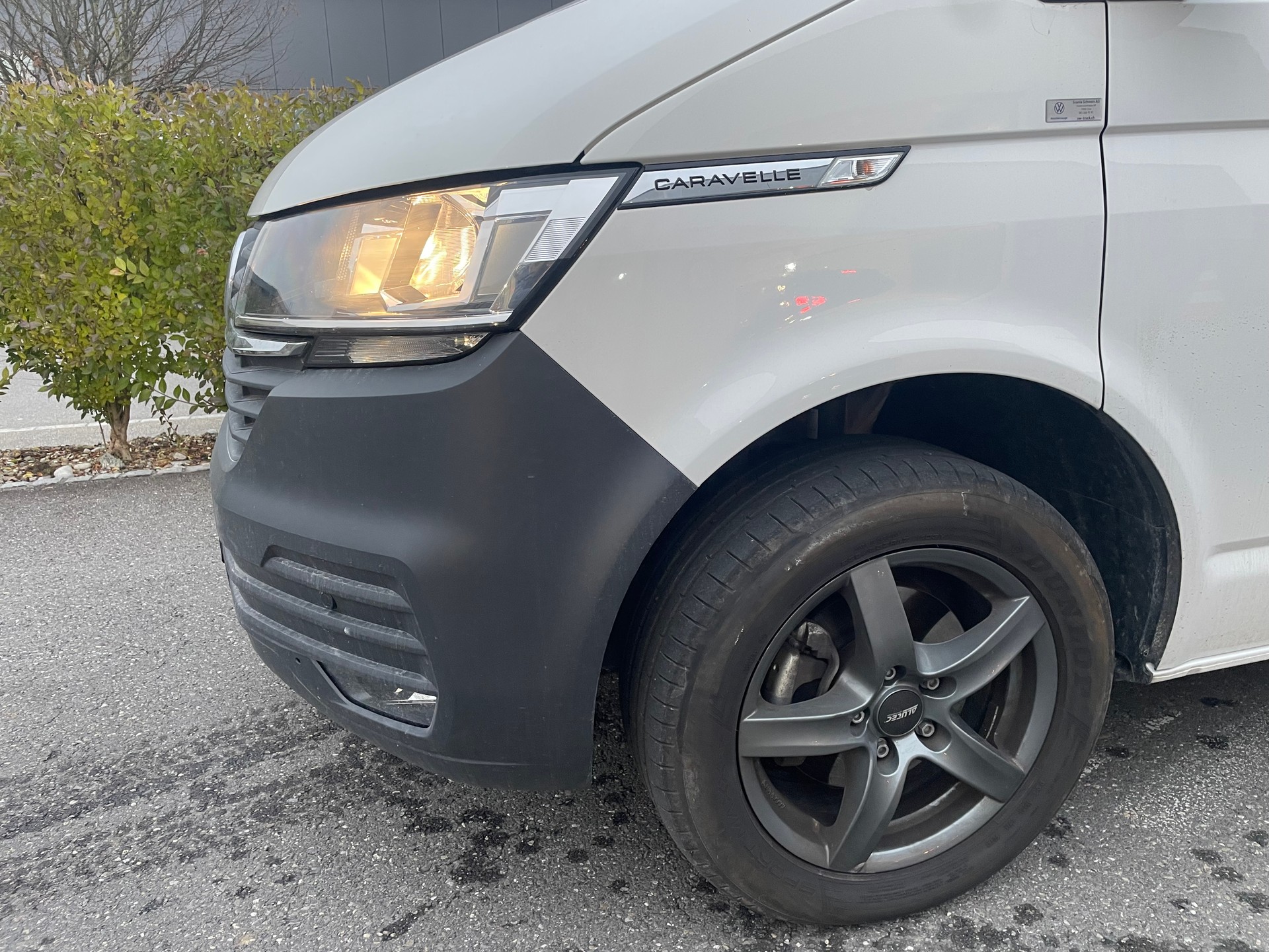 VW T6.1 2.0 TDI 4Motion Caravelle-image-3