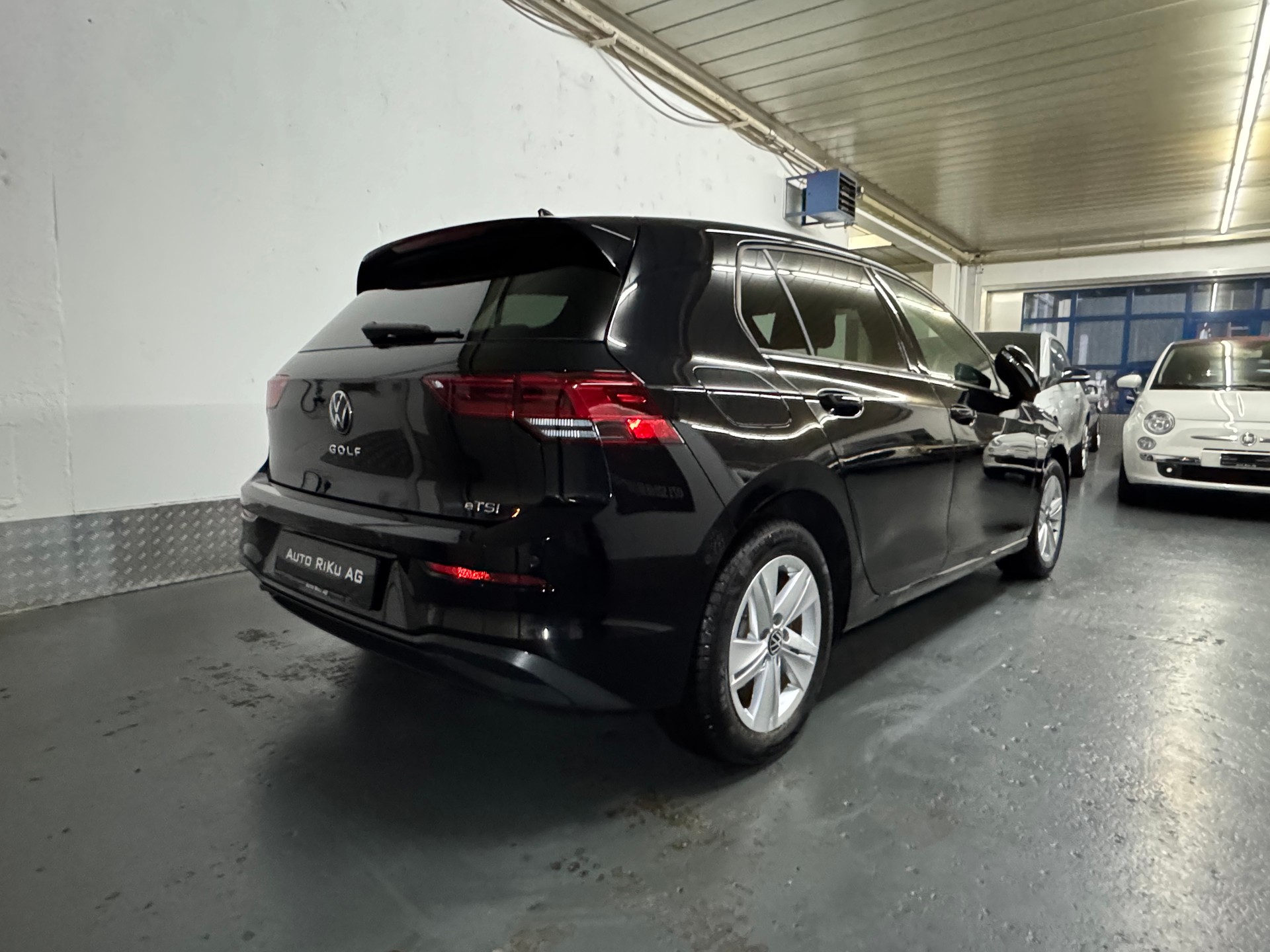 VW Golf 1.0 eTSI mHEV ACTLife DSG-image-9