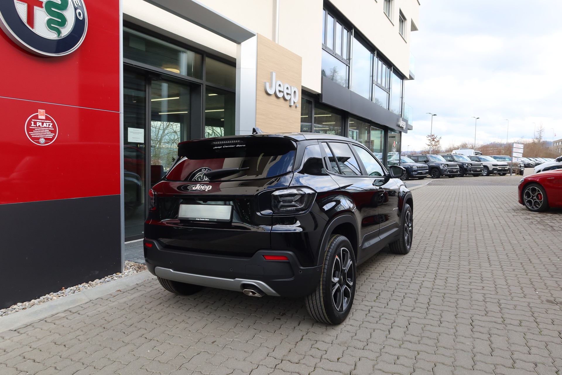 JEEP Avenger 1.2 Turbo Summit-image-3