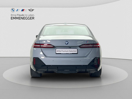BMW i5 M60 xDrive-showroom-element-3