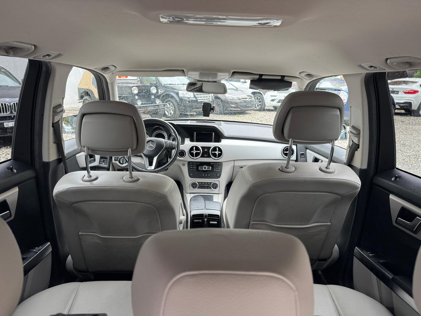 MERCEDES-BENZ GLK 220 BlueTEC 4Matic 7G-Tronic-image-6