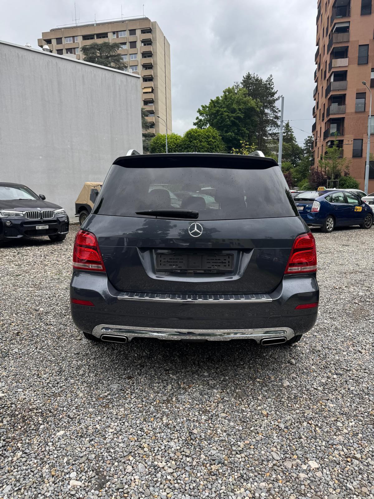 MERCEDES-BENZ GLK 220 BlueTEC 4Matic 7G-Tronic-image-5