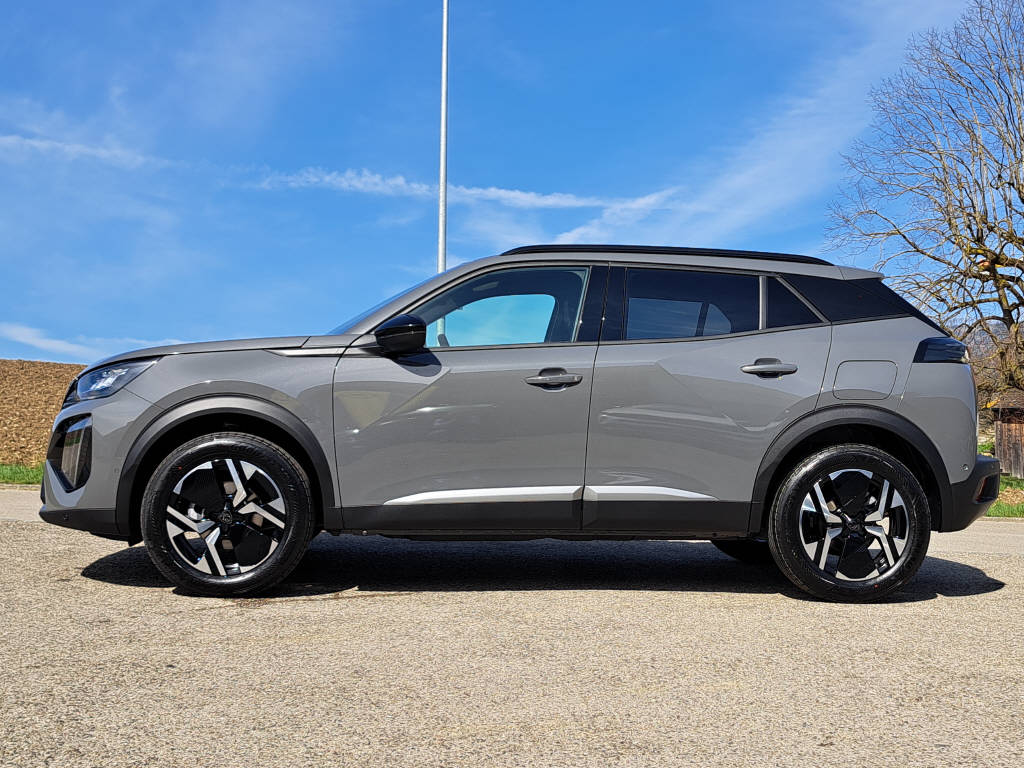 PEUGEOT 2008 1.2 Hybrid 145cv Allure Premium-image-4