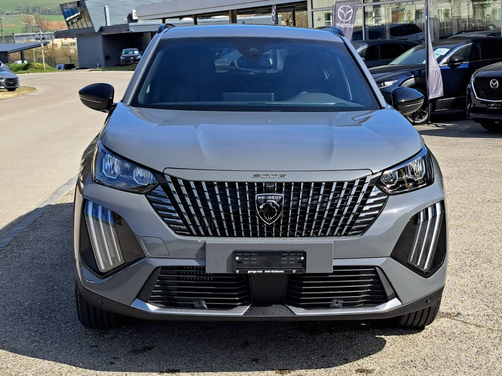 PEUGEOT 2008 1.2 Hybrid 145cv Allure Premium-image-6