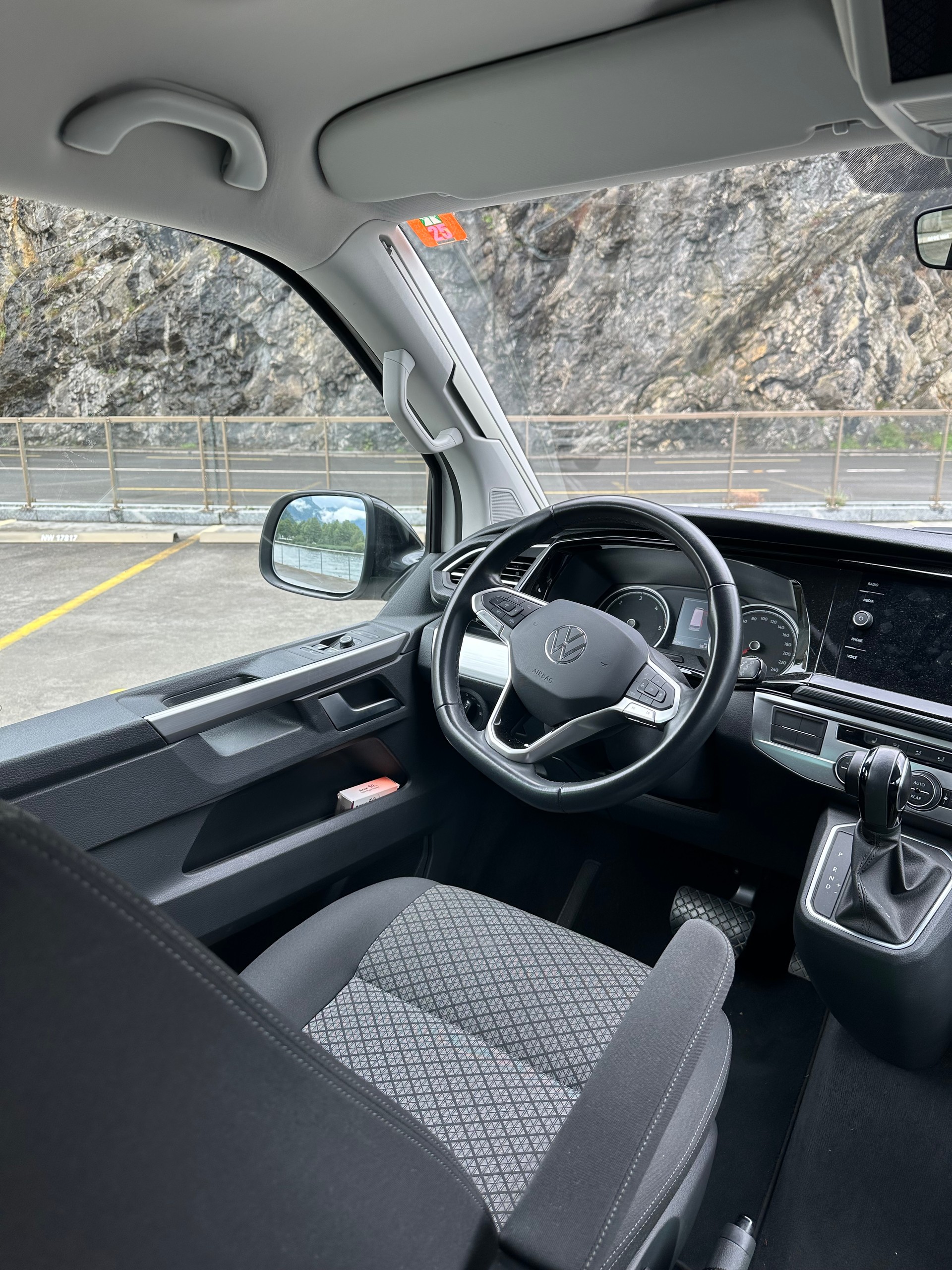 VW T6.1 California 2.0 TDI Beach DSG-image-10