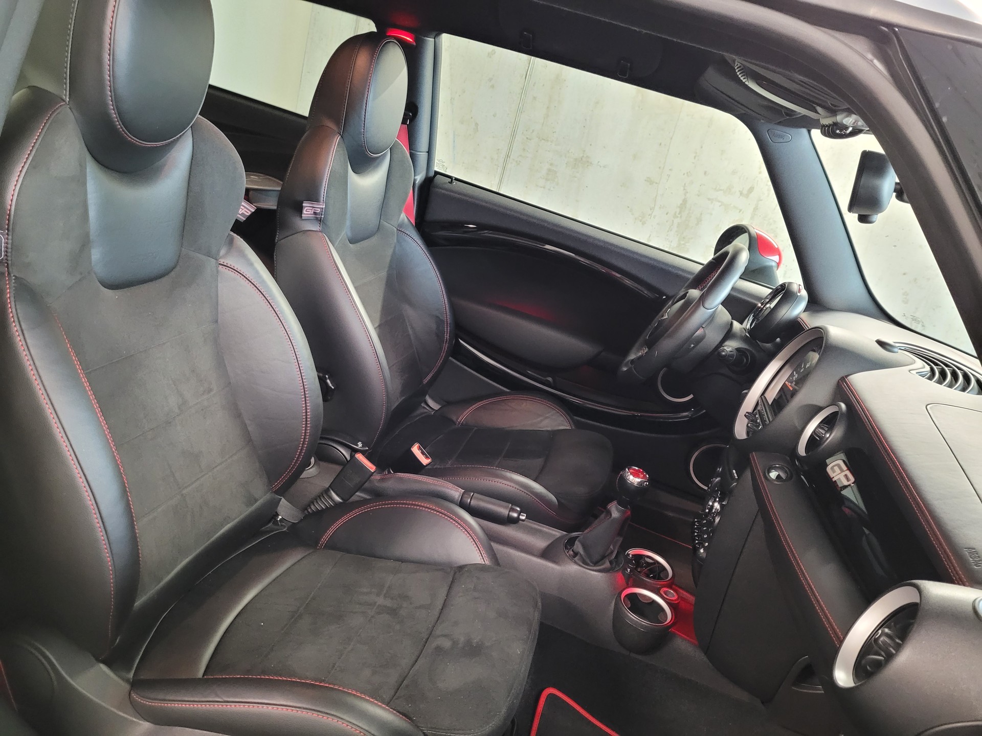 MINI Cooper John Cooper Works GP-image-9