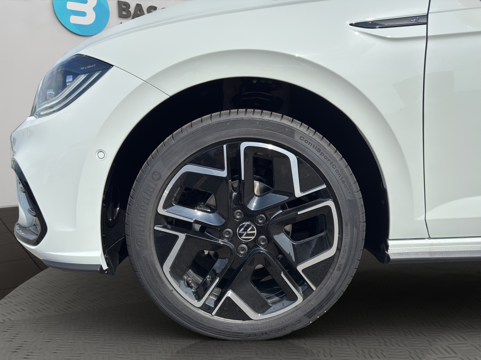 VW Polo 1.0 TSI R-Line DSG-image-6