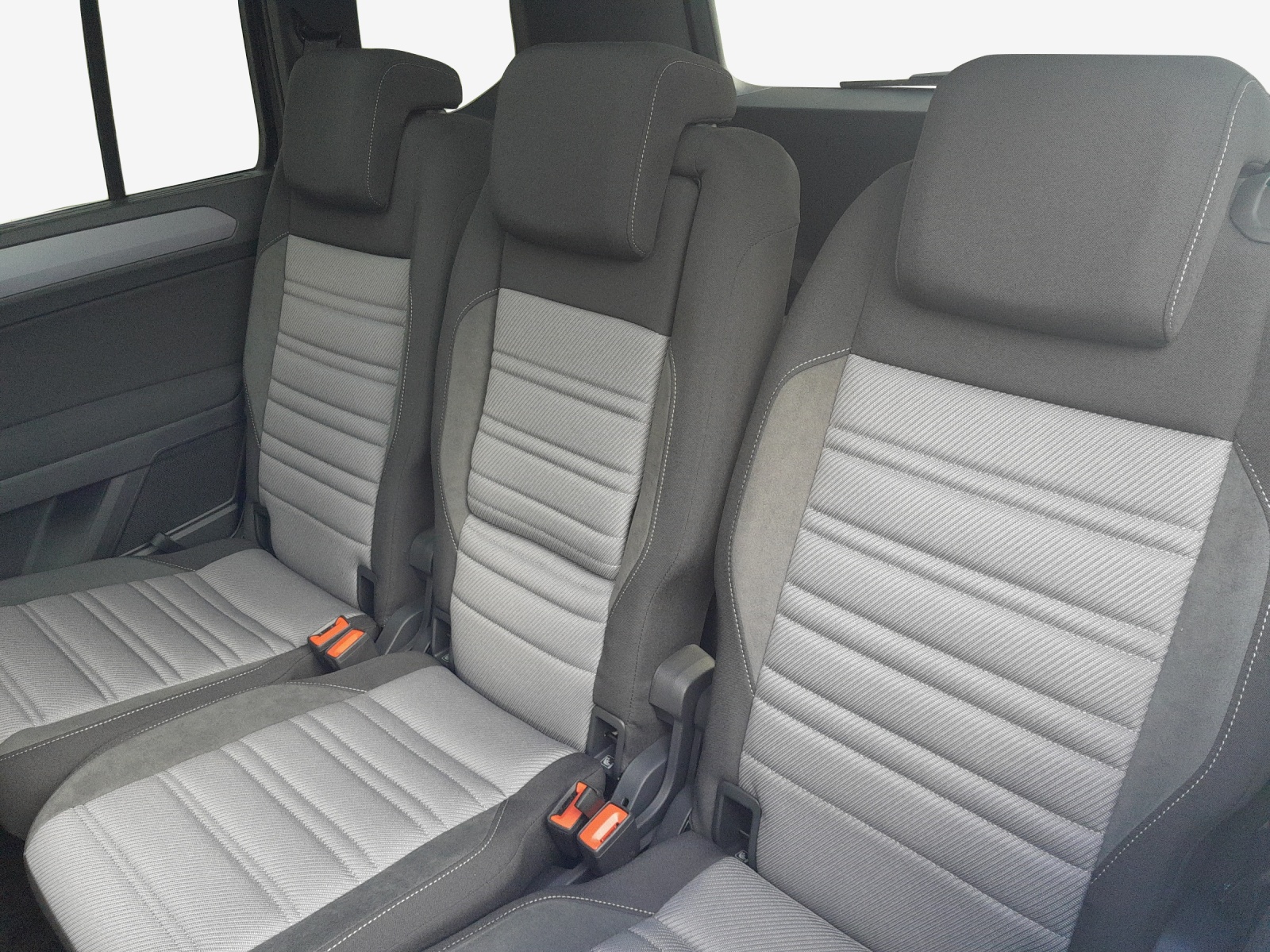 VW Touran 2.0 TDI BlueMotion Technology Highline DSG-image-11