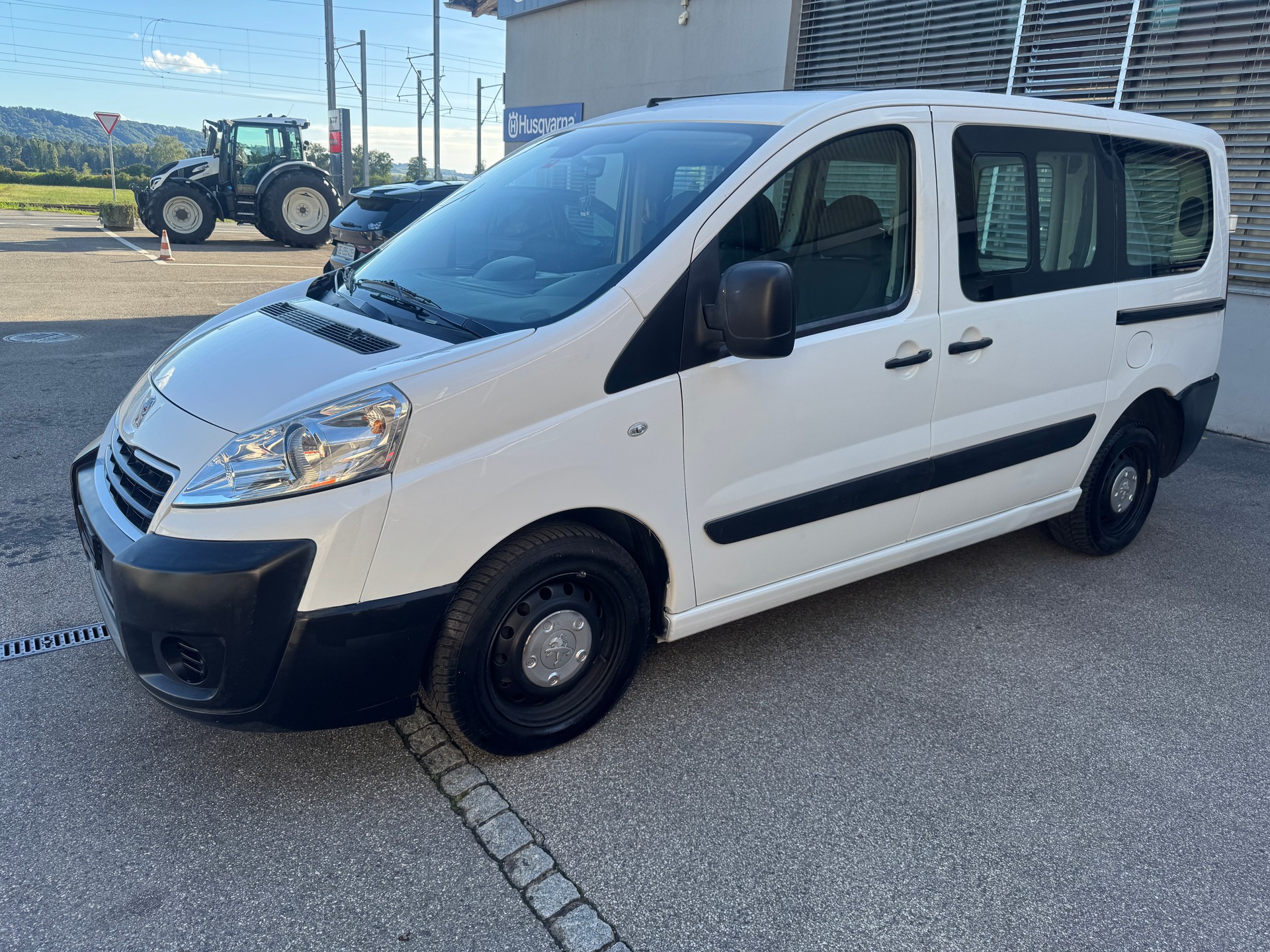 PEUGEOT Expert Tepee 2.0 HDi Access L1-image-2