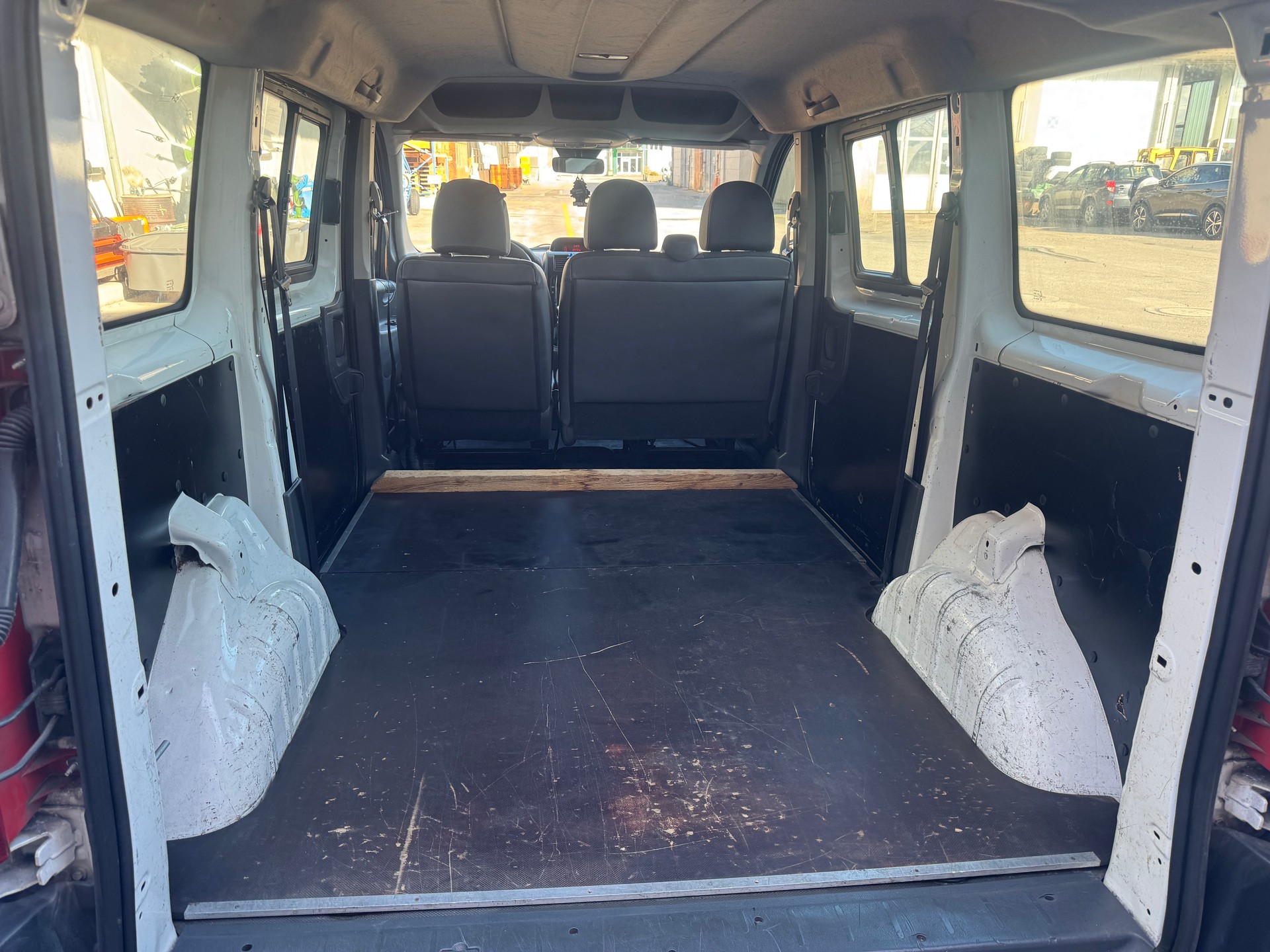 PEUGEOT Expert Tepee 2.0 HDi Access L1-image-7