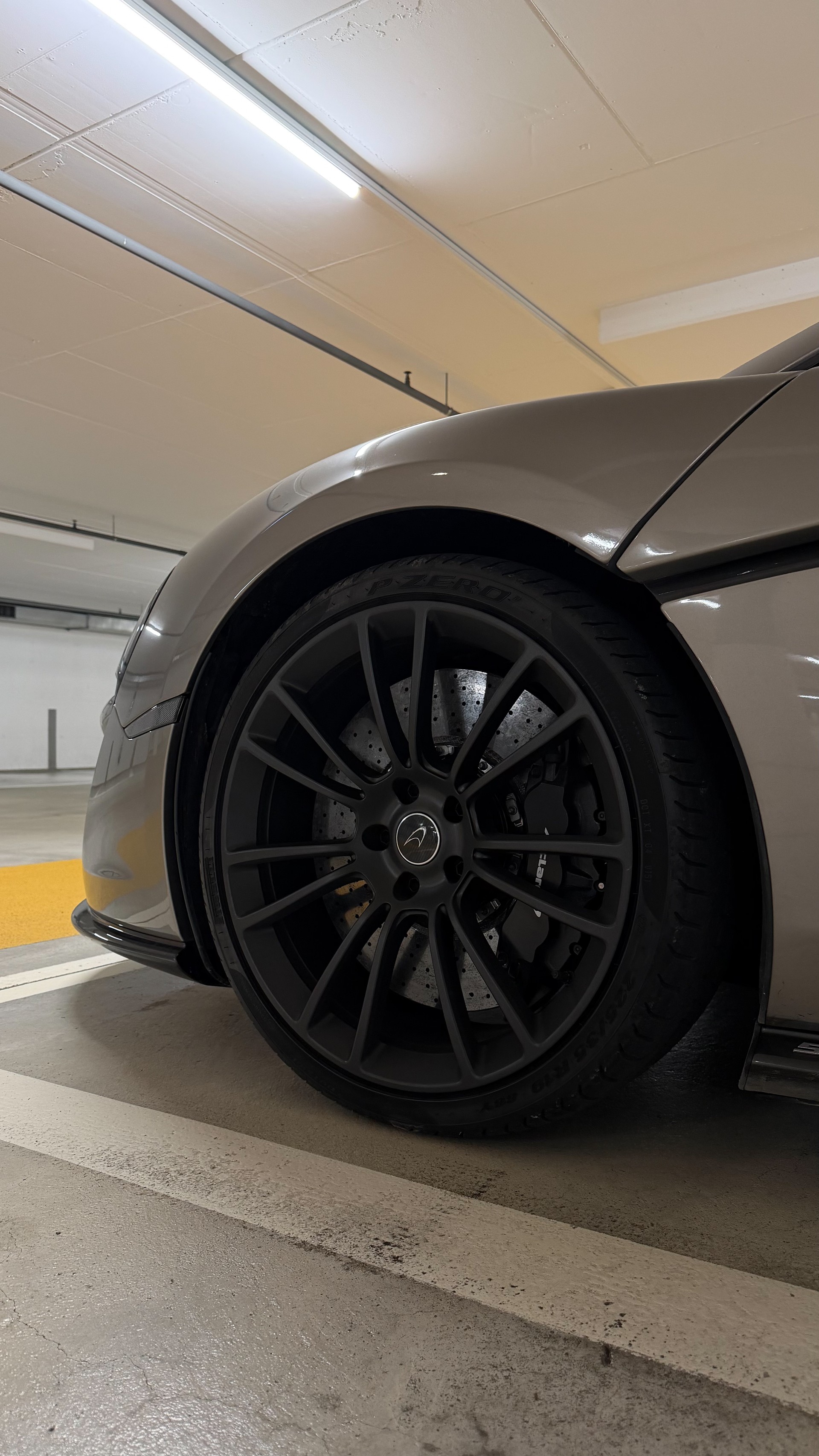 McLAREN 570S Coupé 3.8 V8 SSG-image-2