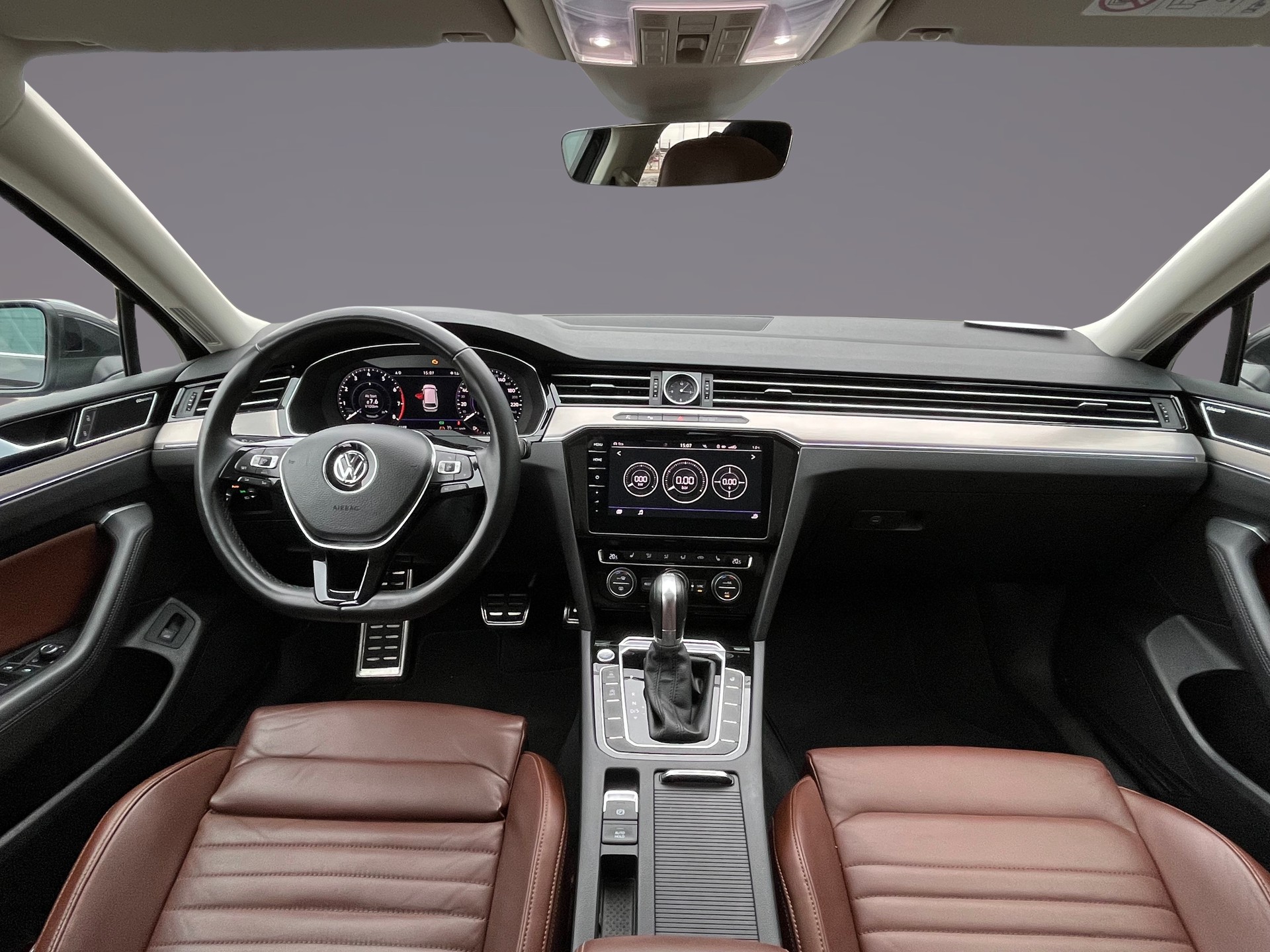 VW Passat Variant 2.0 TSI BMT Highline DSG-image-7