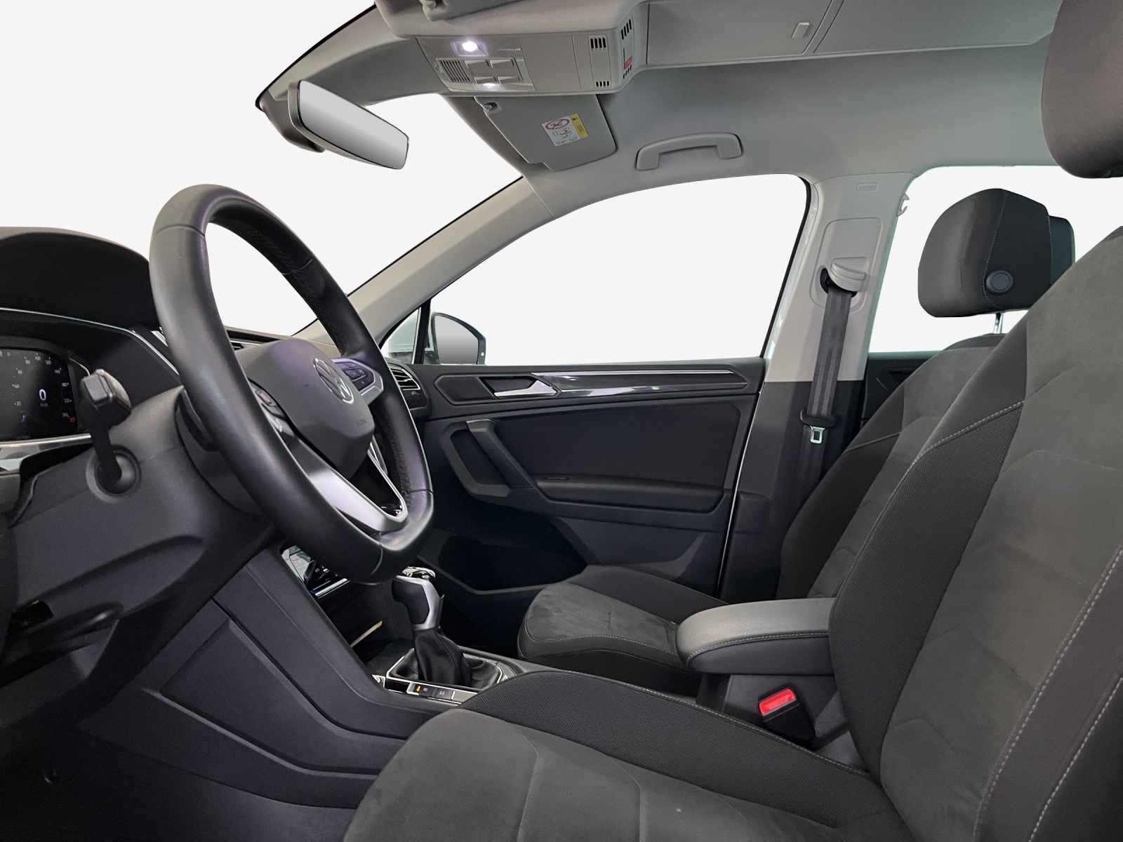 VW Tiguan 2.0 TDI SCR Elegance 4Motion DSG-image-7