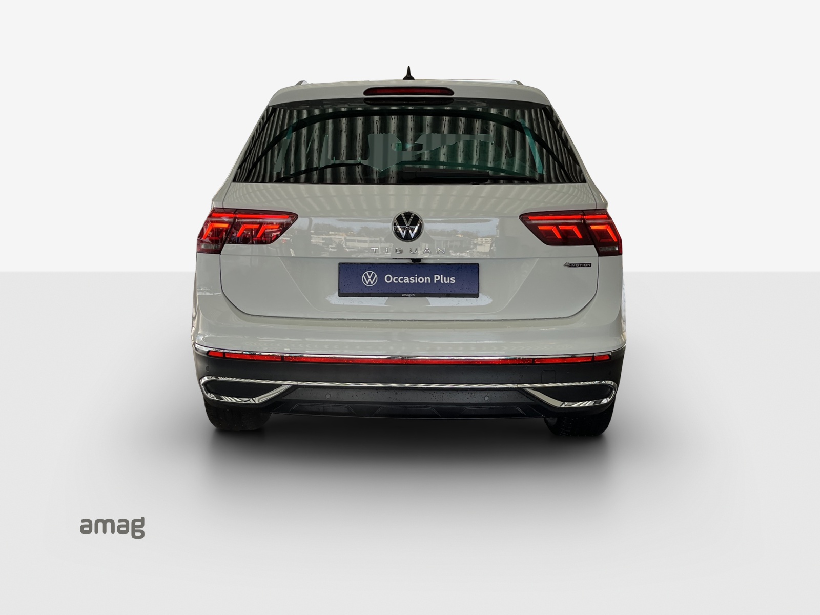 VW Tiguan 2.0 TDI SCR Elegance 4Motion DSG-image-3