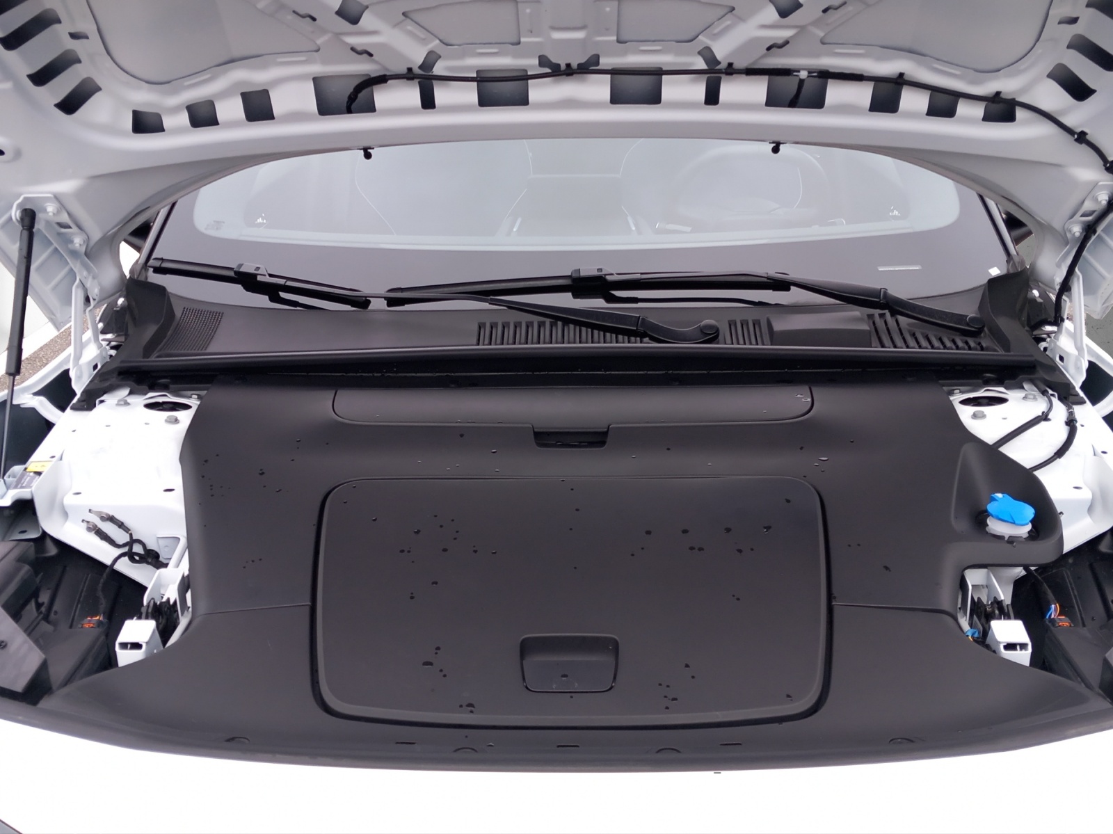 VOLVO EX30 E60 Ultra-image-22