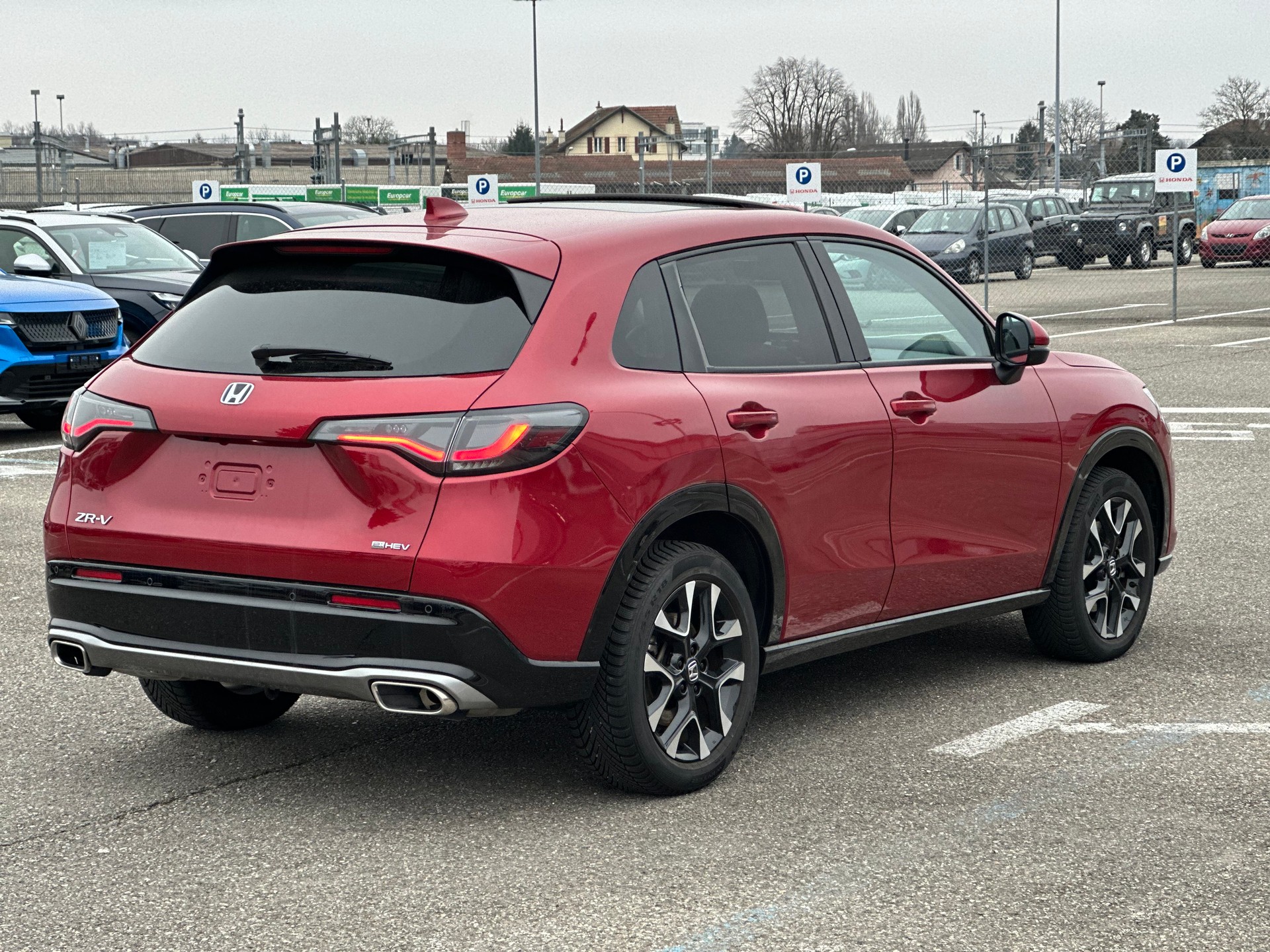 HONDA ZR-V 2.0i MMD Hybrid Advance Automatic-image-7