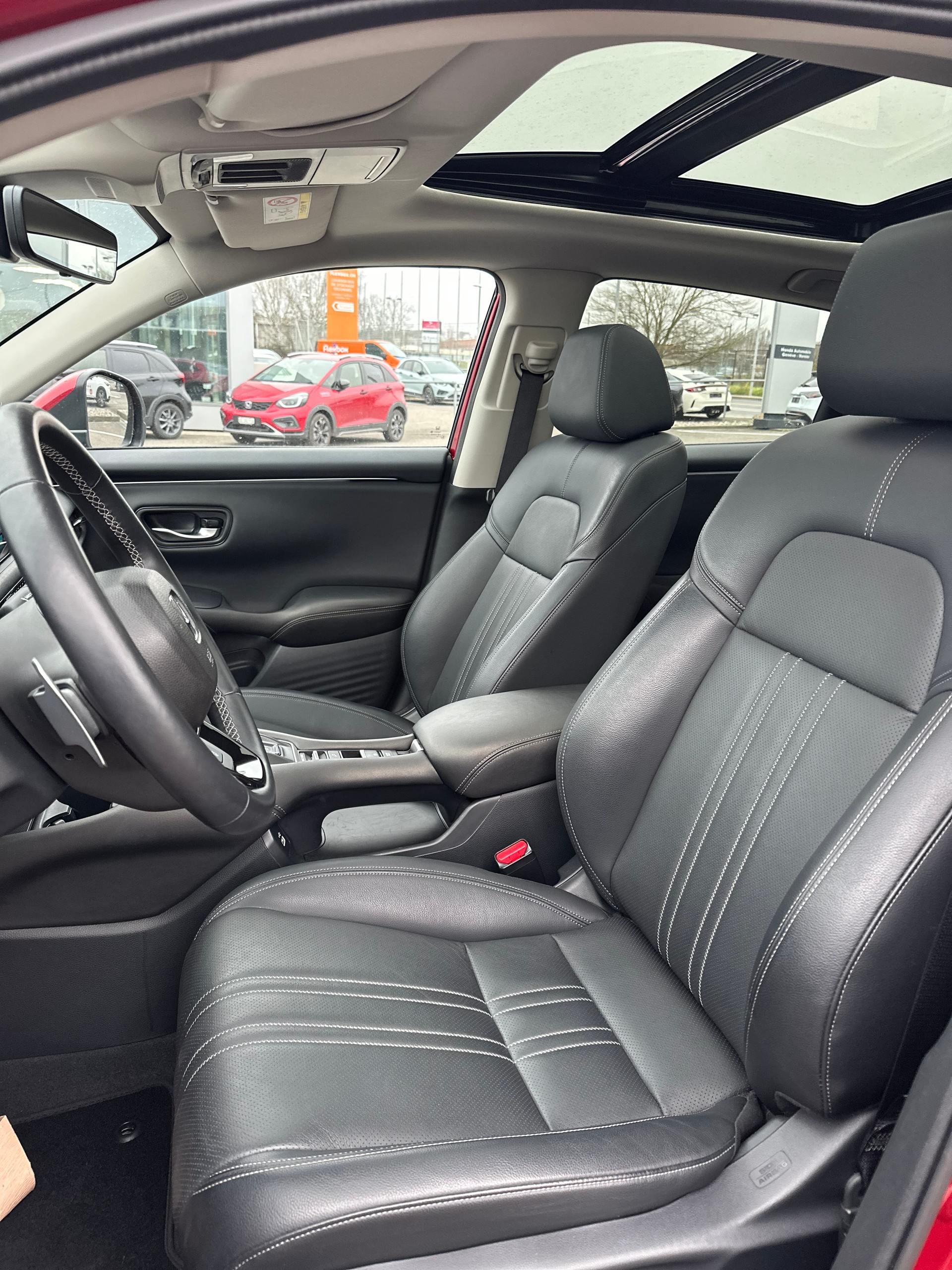 HONDA ZR-V 2.0i MMD Hybrid Advance Automatic-image-10