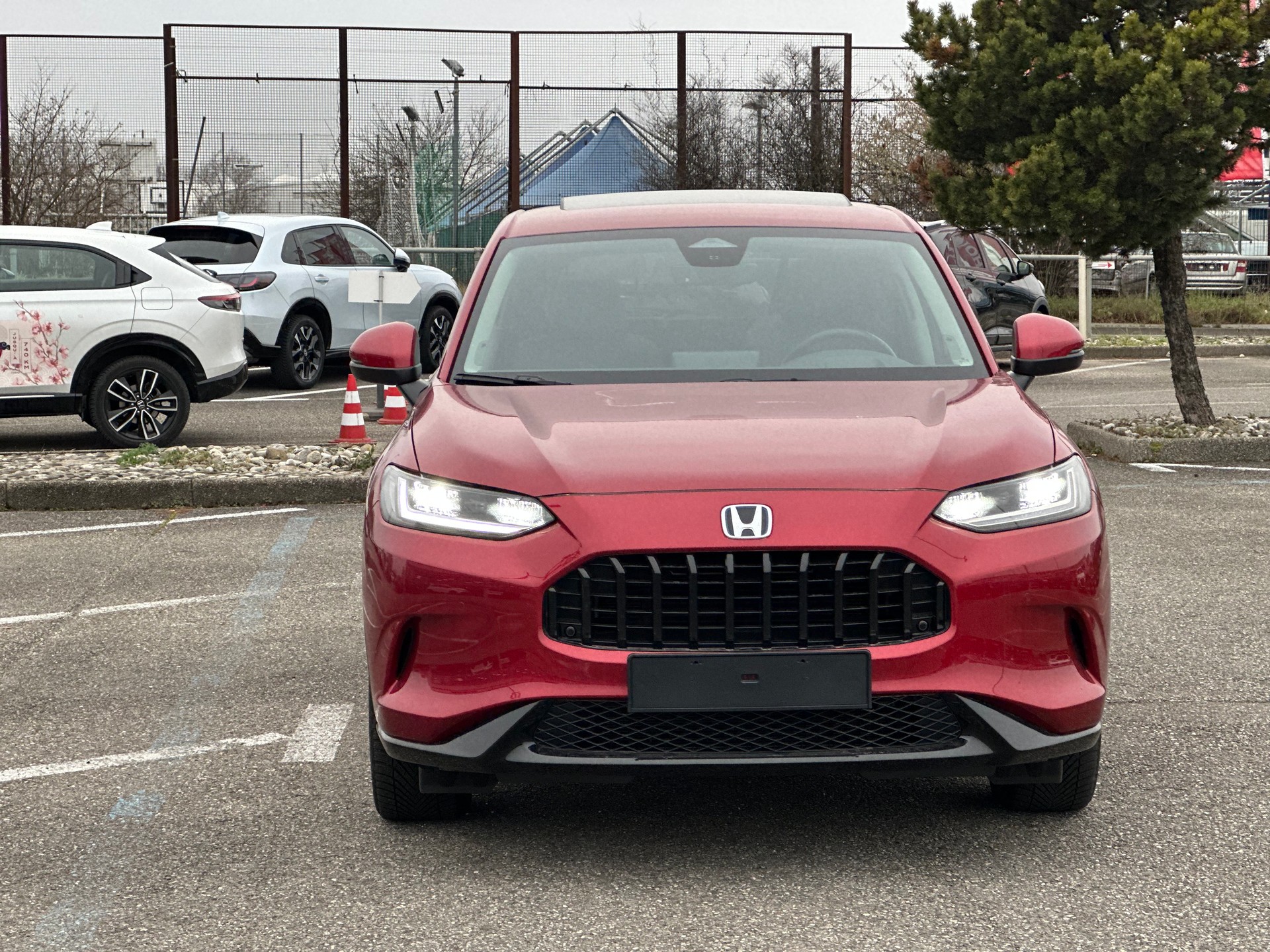 HONDA ZR-V 2.0i MMD Hybrid Advance Automatic-image-2