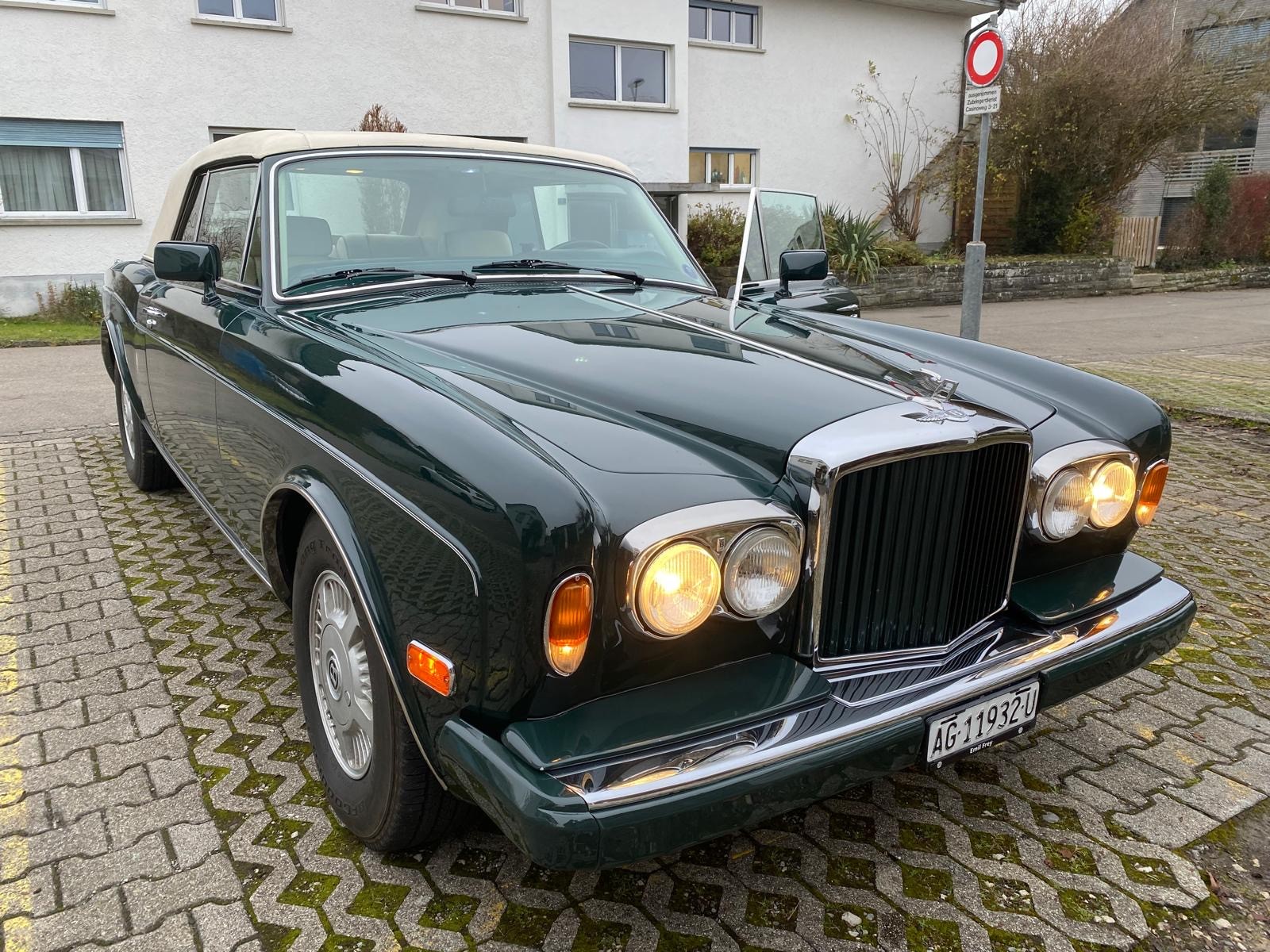 BENTLEY Continental Convertible-image-1