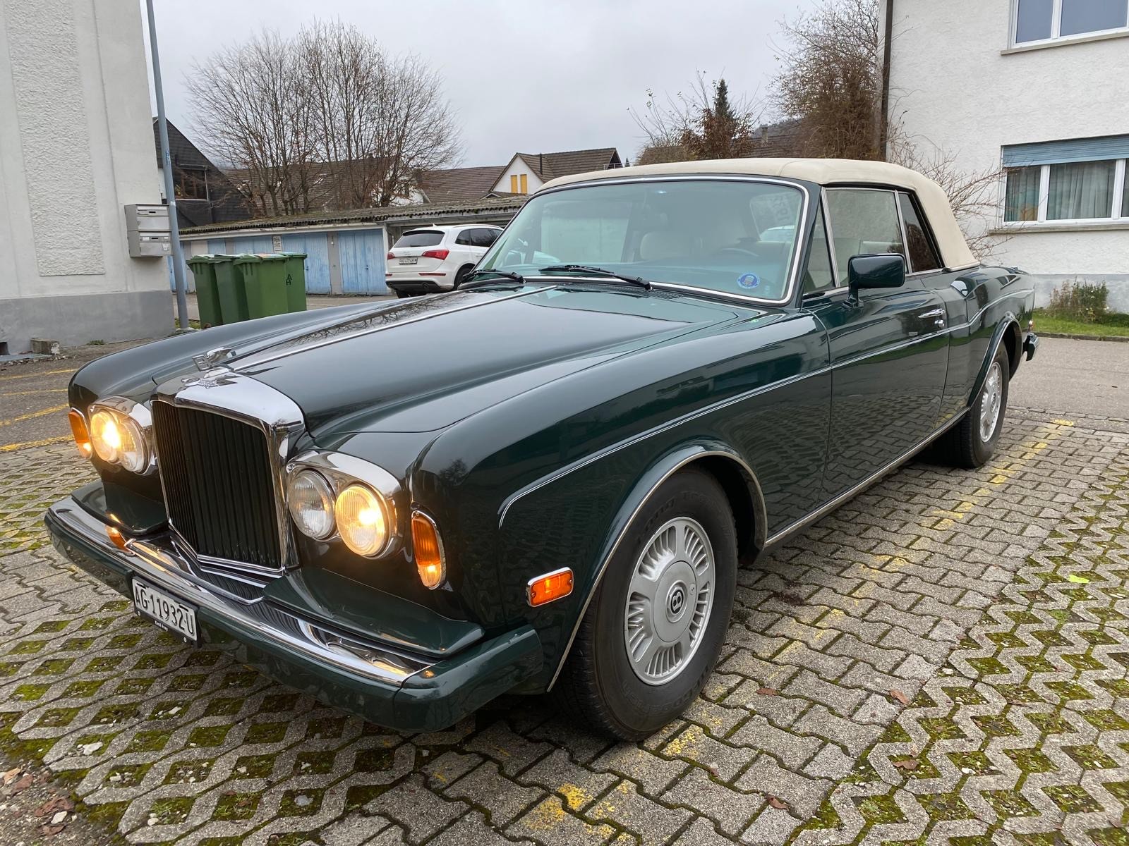 BENTLEY Continental Convertible-image-4