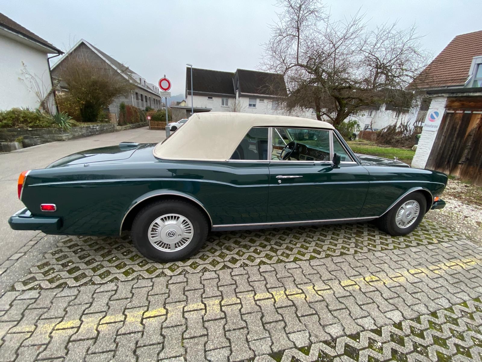 BENTLEY Continental Convertible-image-3