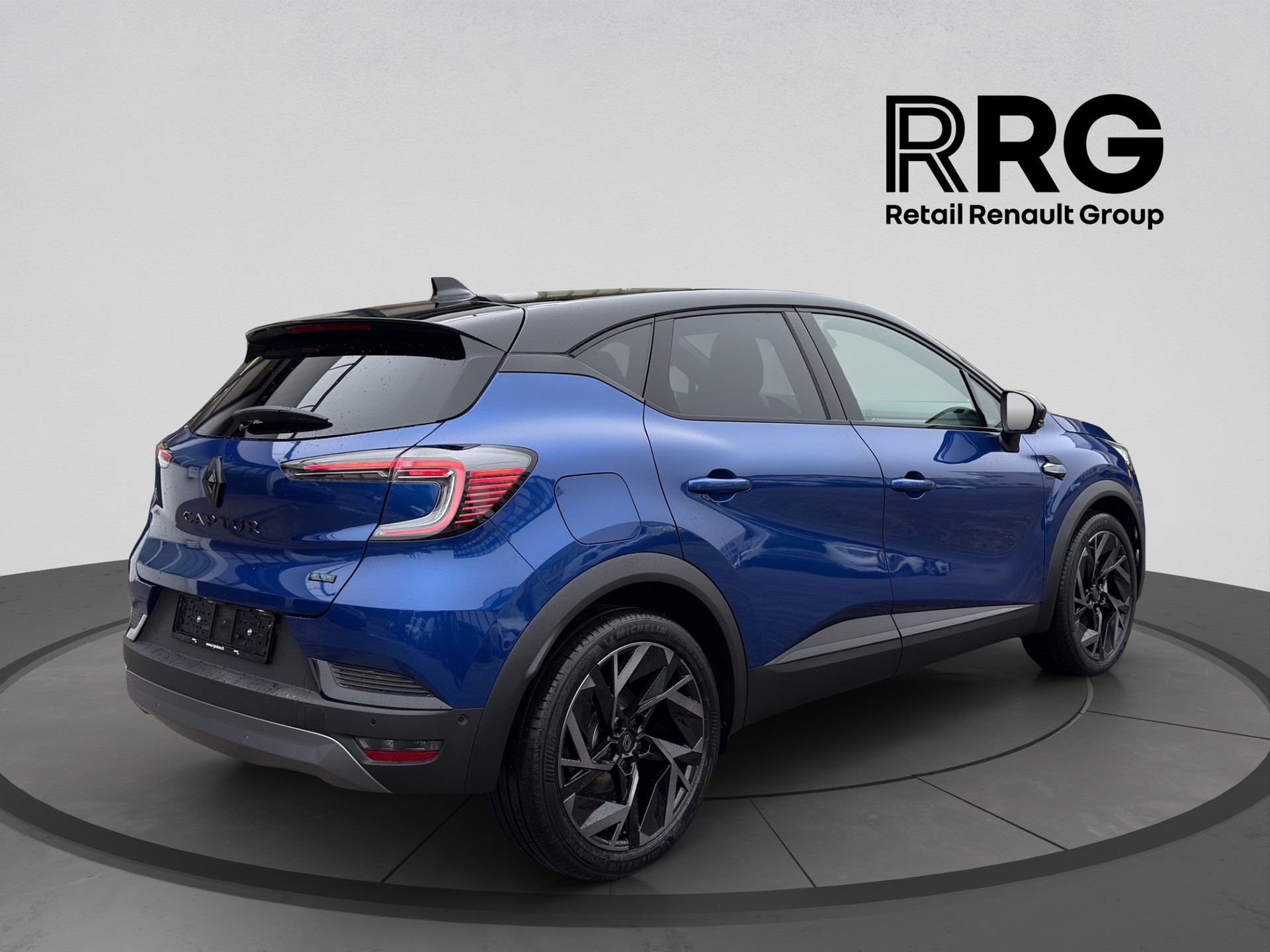 RENAULT Captur 1.6 E-Tech 145 Esprit Alpine DHT-image-2