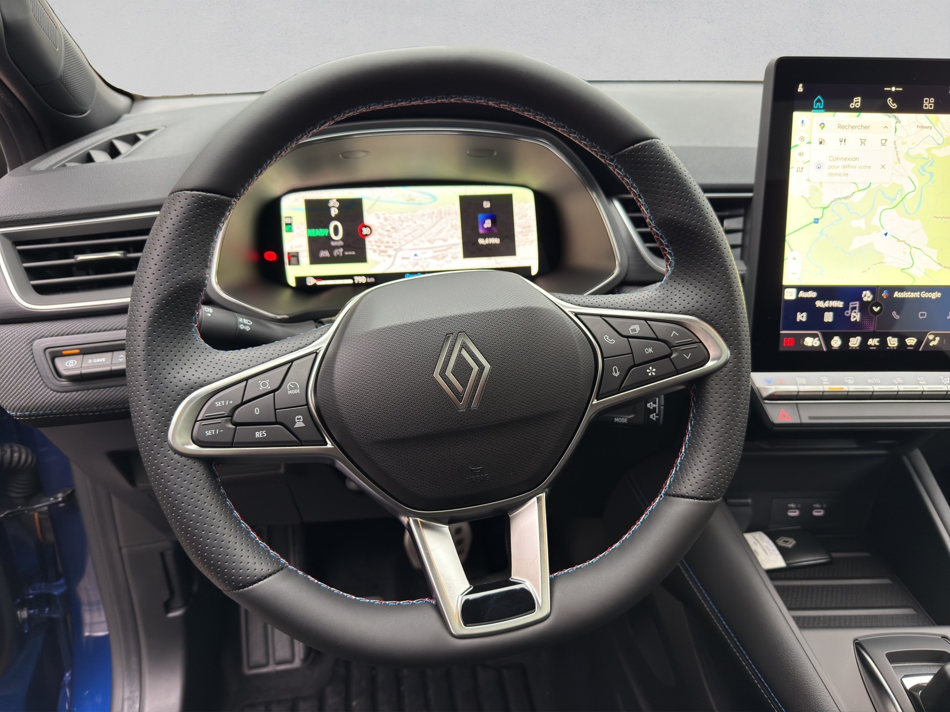 RENAULT Captur 1.6 E-Tech 145 Esprit Alpine DHT-image-9