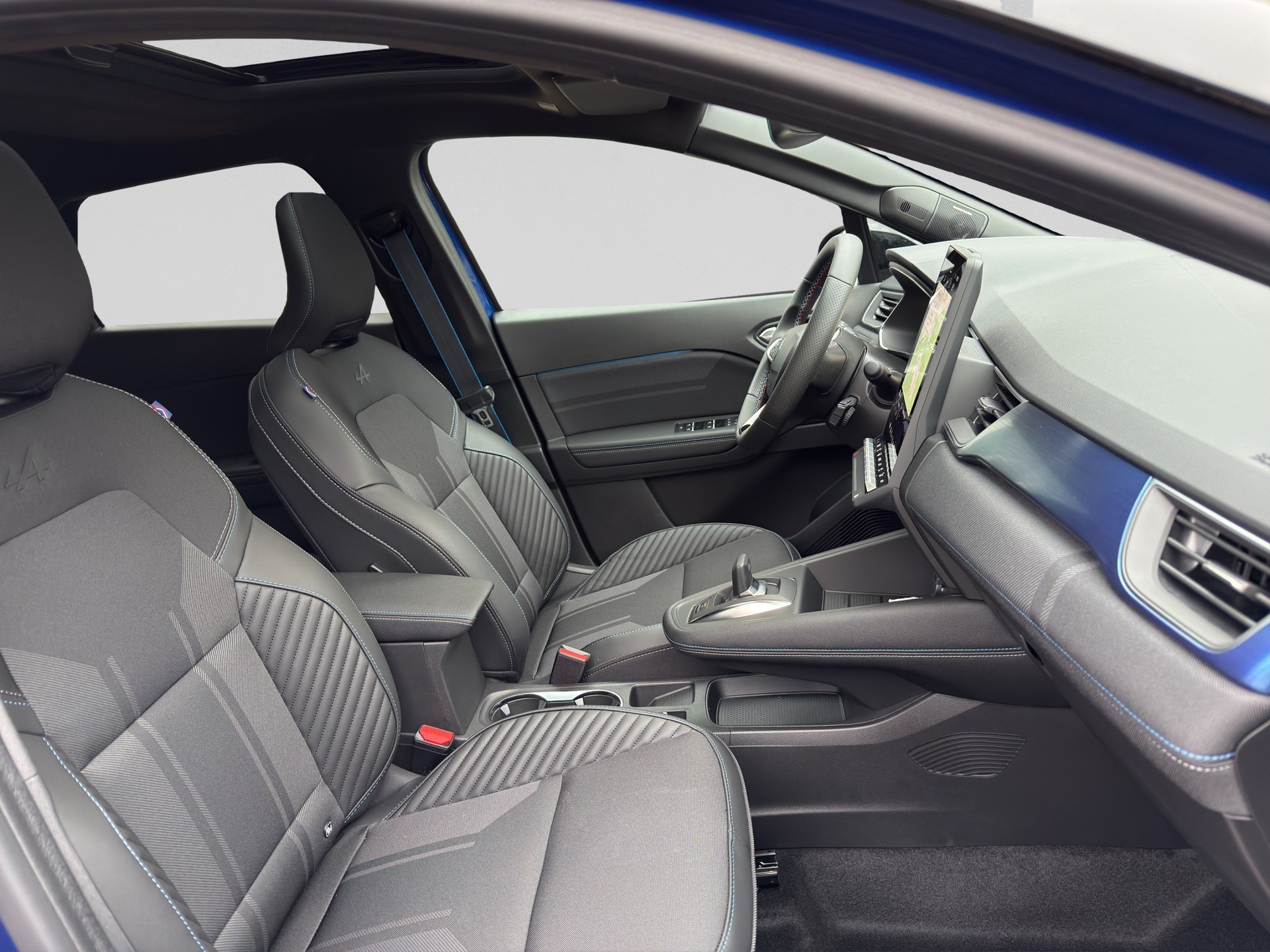 RENAULT Captur 1.6 E-Tech 145 Esprit Alpine DHT-image-14