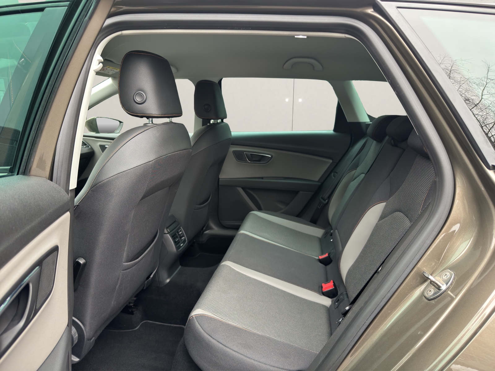 SEAT Leon ST 1.8 TSI X-Perience 4Drive DSG-image-12