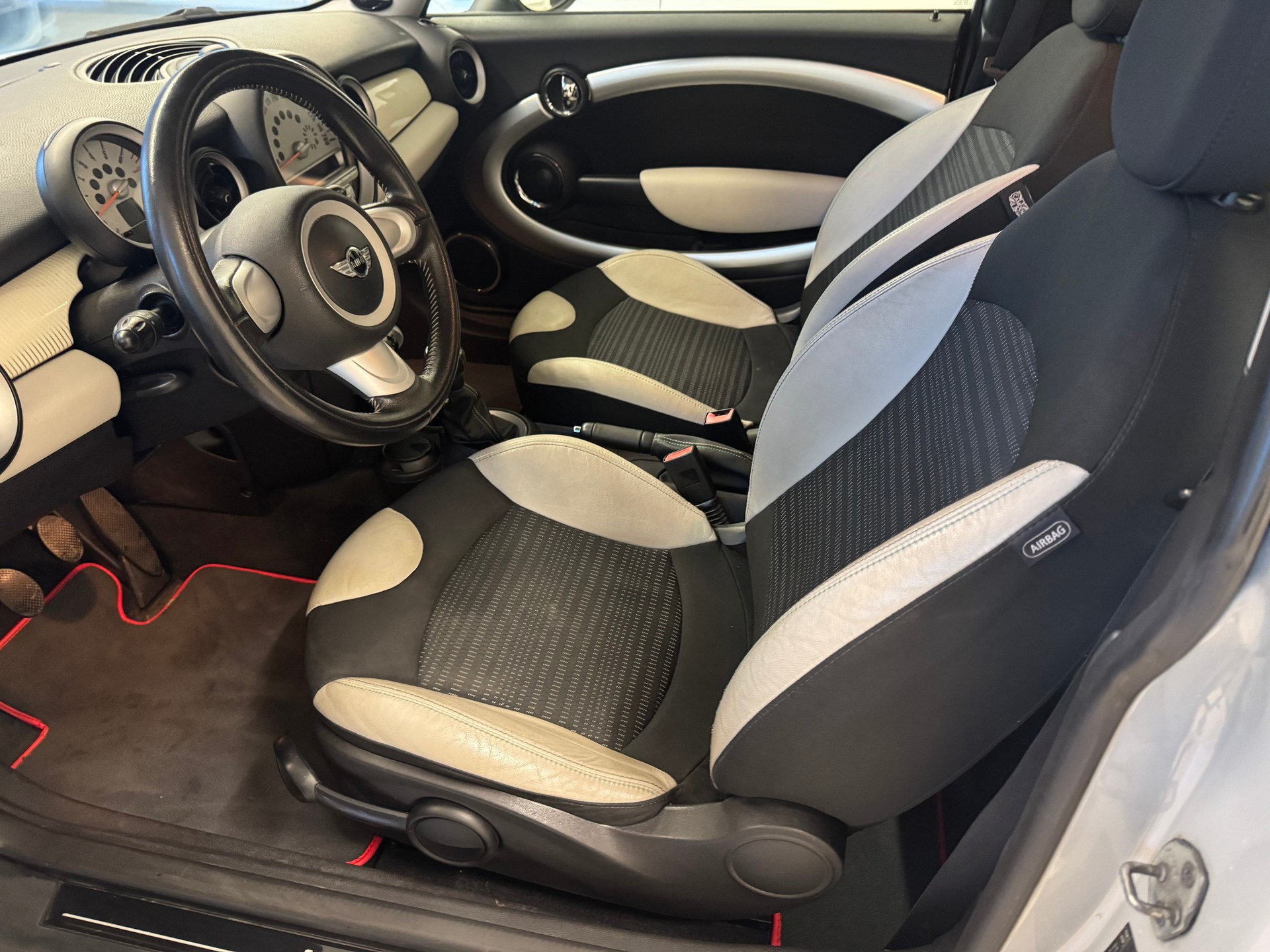 MINI Cooper-image-11