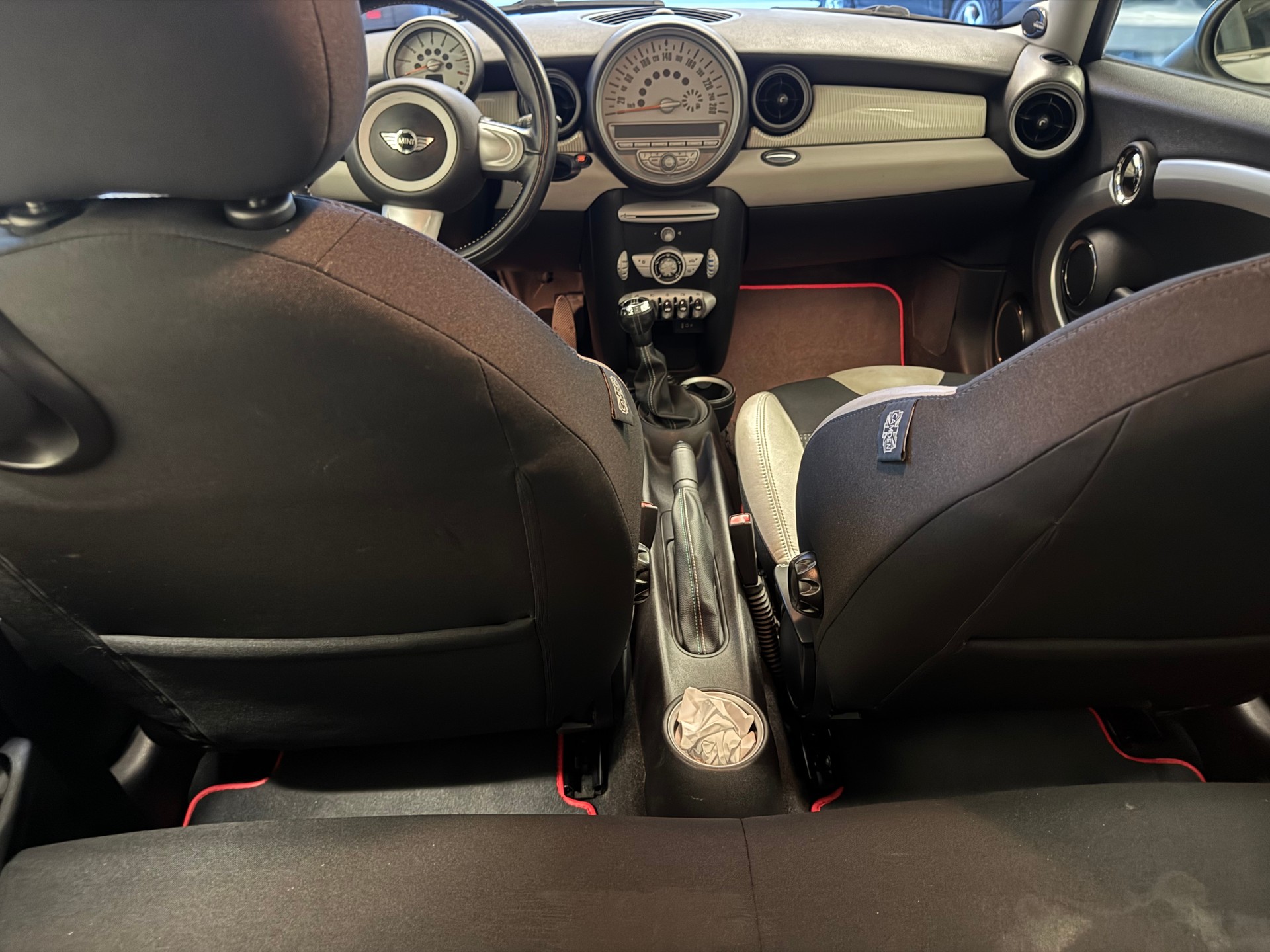 MINI Cooper-image-9