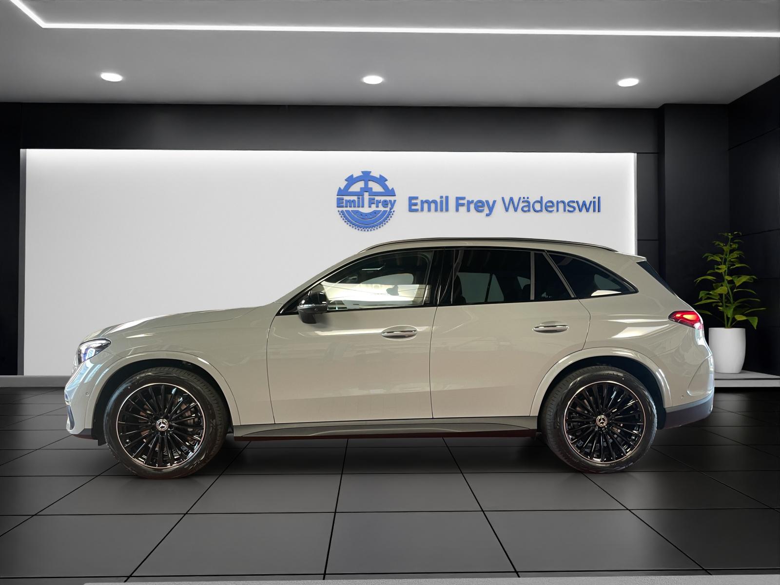 MERCEDES-BENZ GLC 220 d AMG Line 4matic-image-1