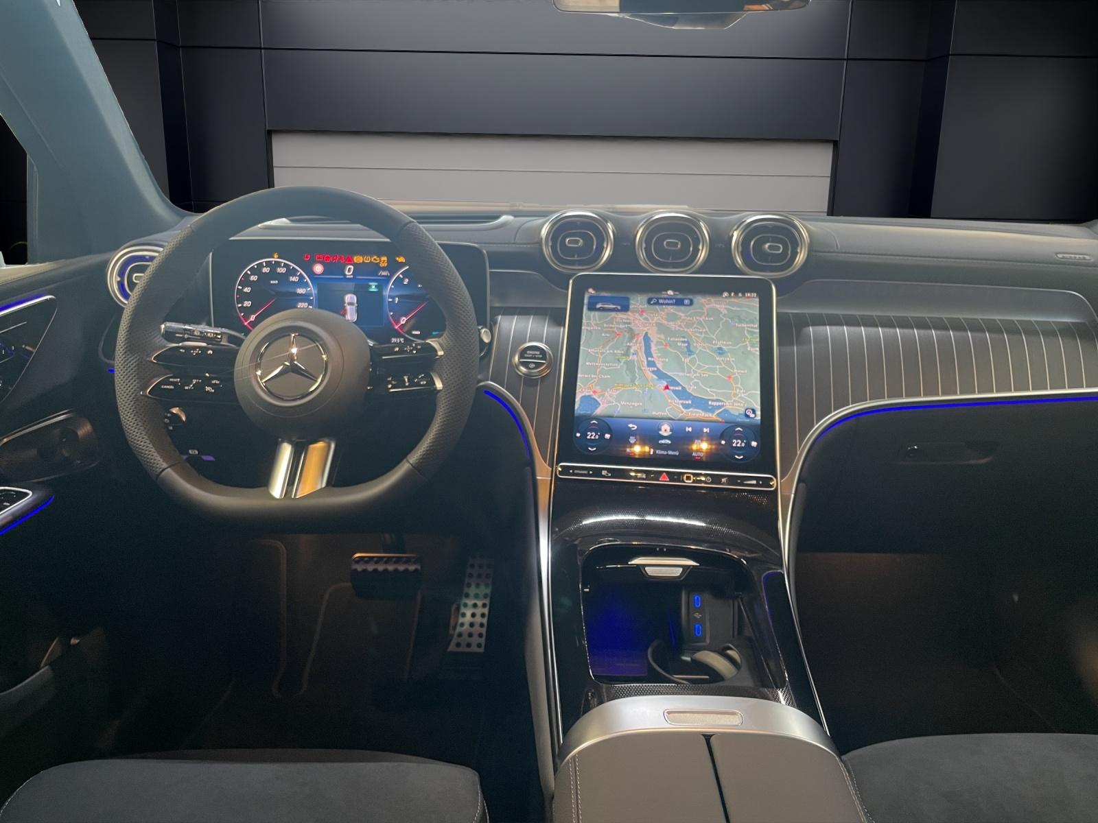 MERCEDES-BENZ GLC 220 d AMG Line 4matic-image-4