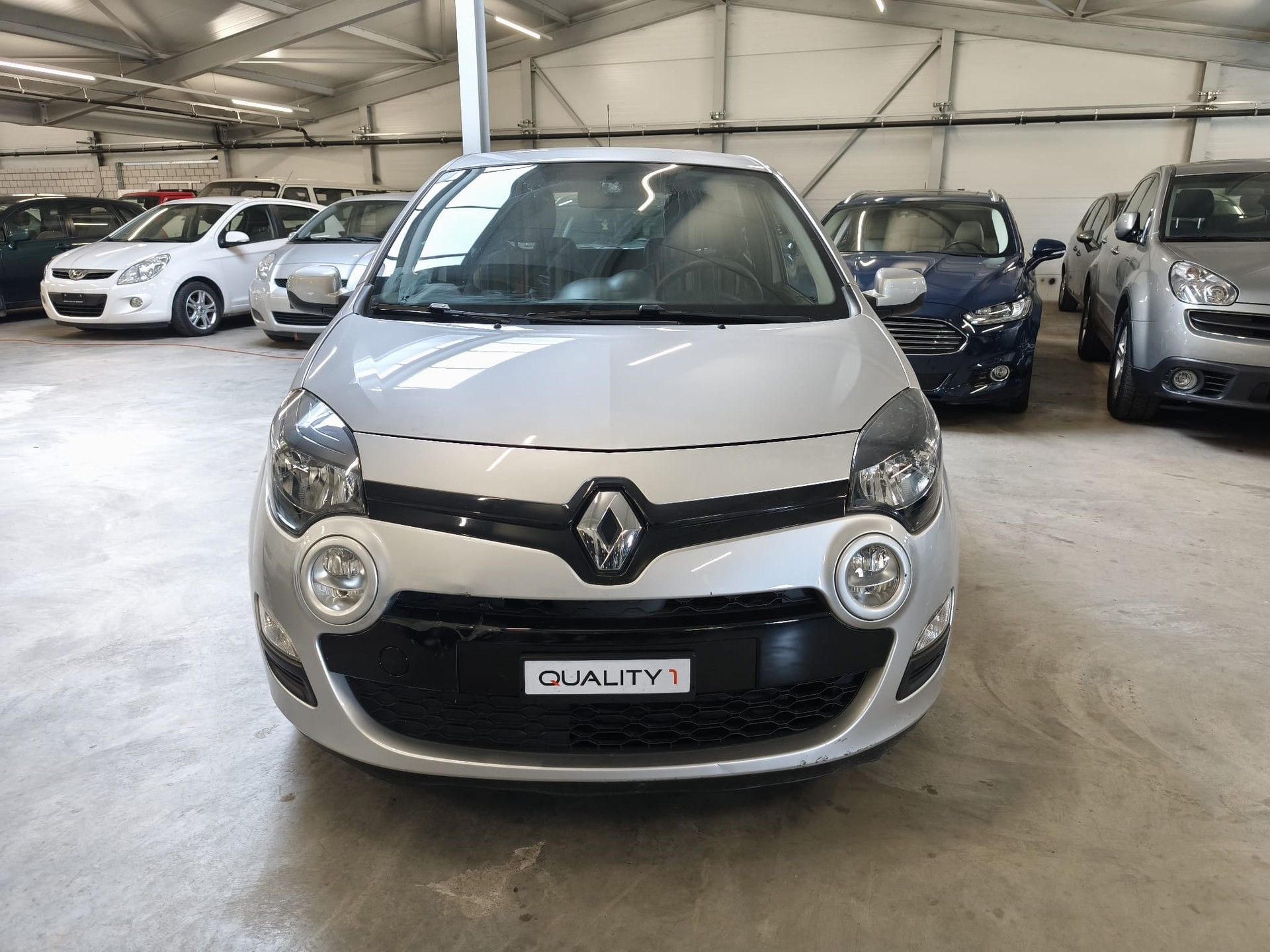RENAULT Twingo 1.2 16V Swiss Edition
