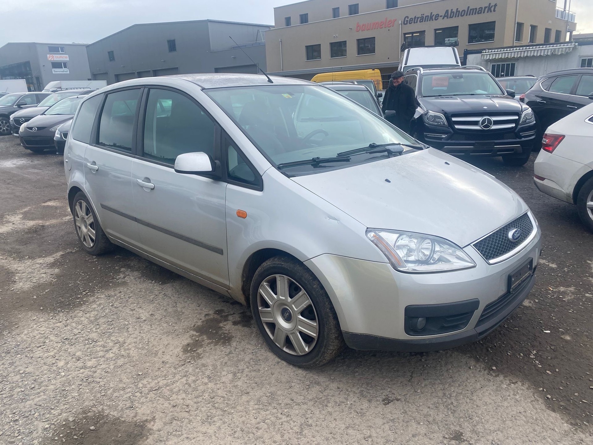 FORD Focus C-Max 1.8 Ghia-image-1